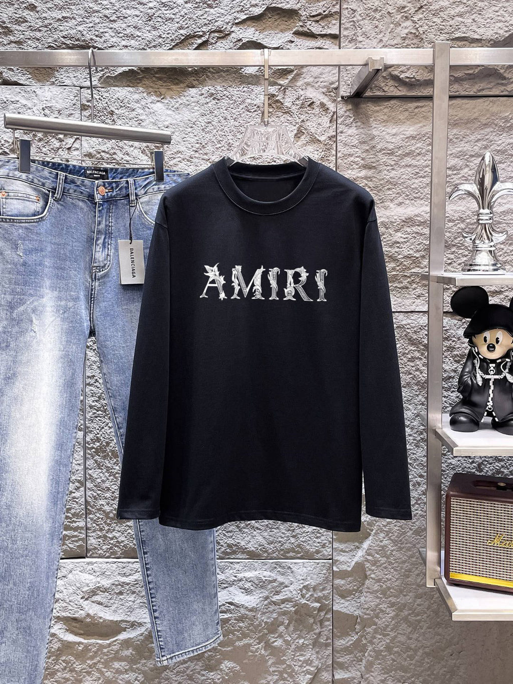AMIRI Thorn‑Letter Logo Graphic Long‑Sleeve Tee