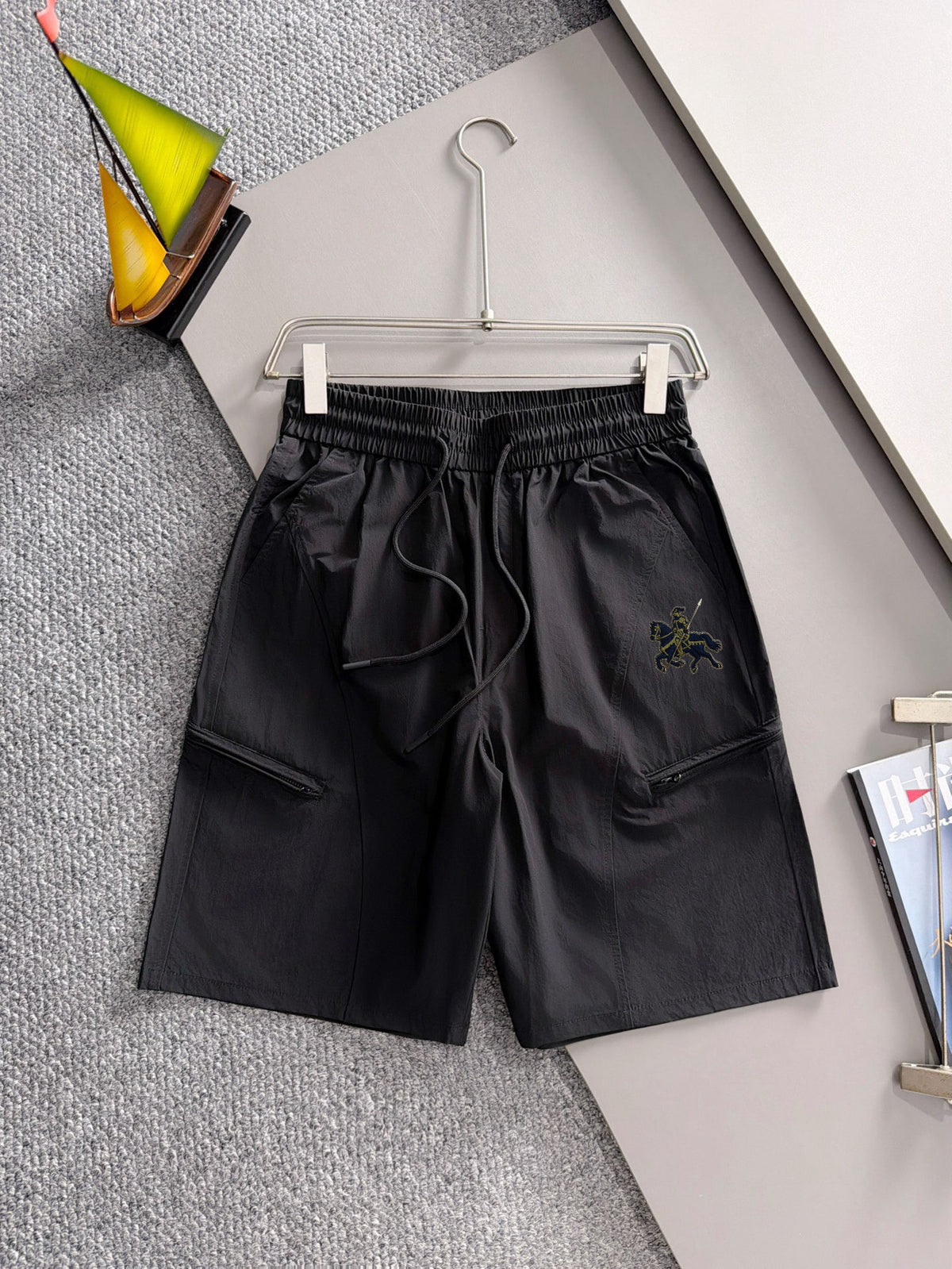 Polo Ralph Lauren Men’s Drawstring Cargo Shorts With Pony Embroidery
