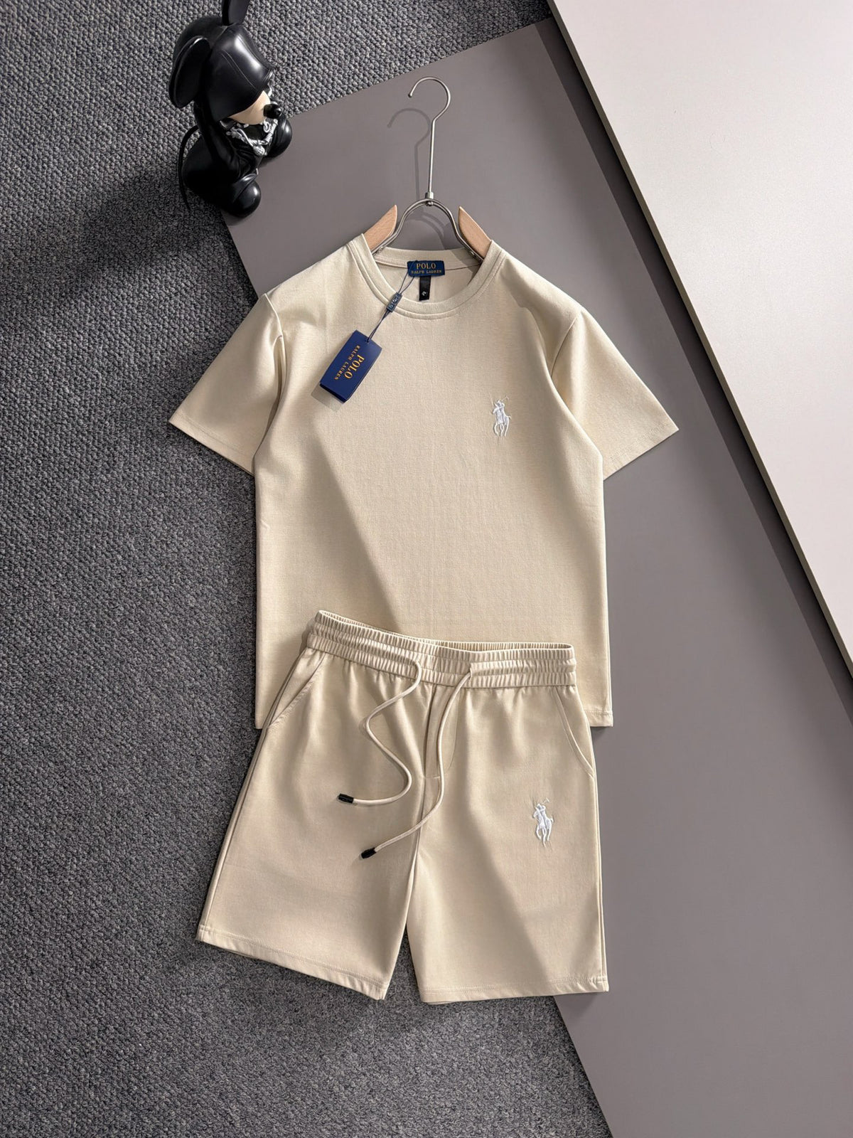 Men's 2‑Piece Outfit, Crew Neck Short‑Sleeve T‑Shirt + Drawstring Shorts Set Horse Embroidery Casual Tracksuit