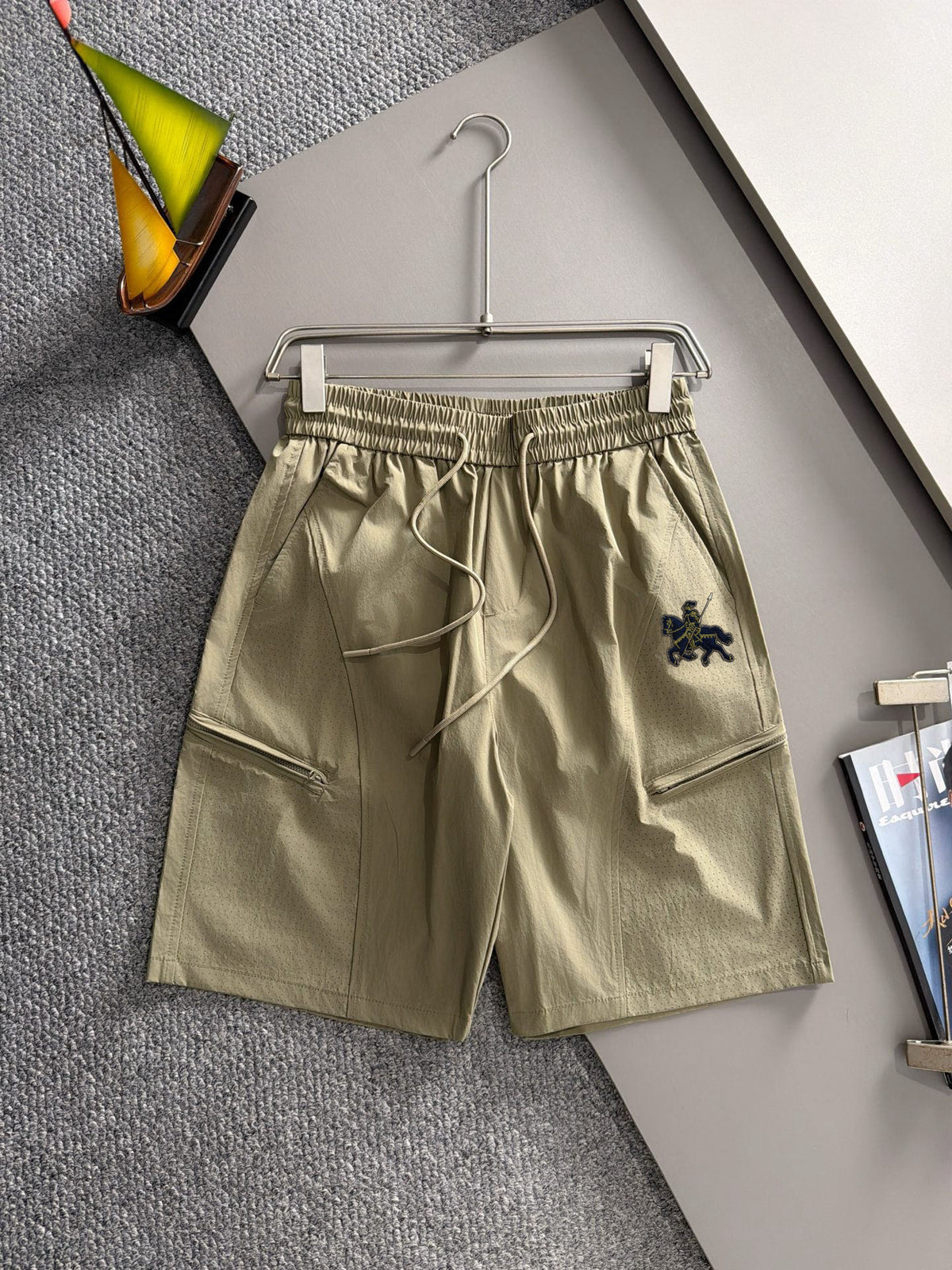 Polo Ralph Lauren Men’s Drawstring Cargo Shorts With Pony Embroidery