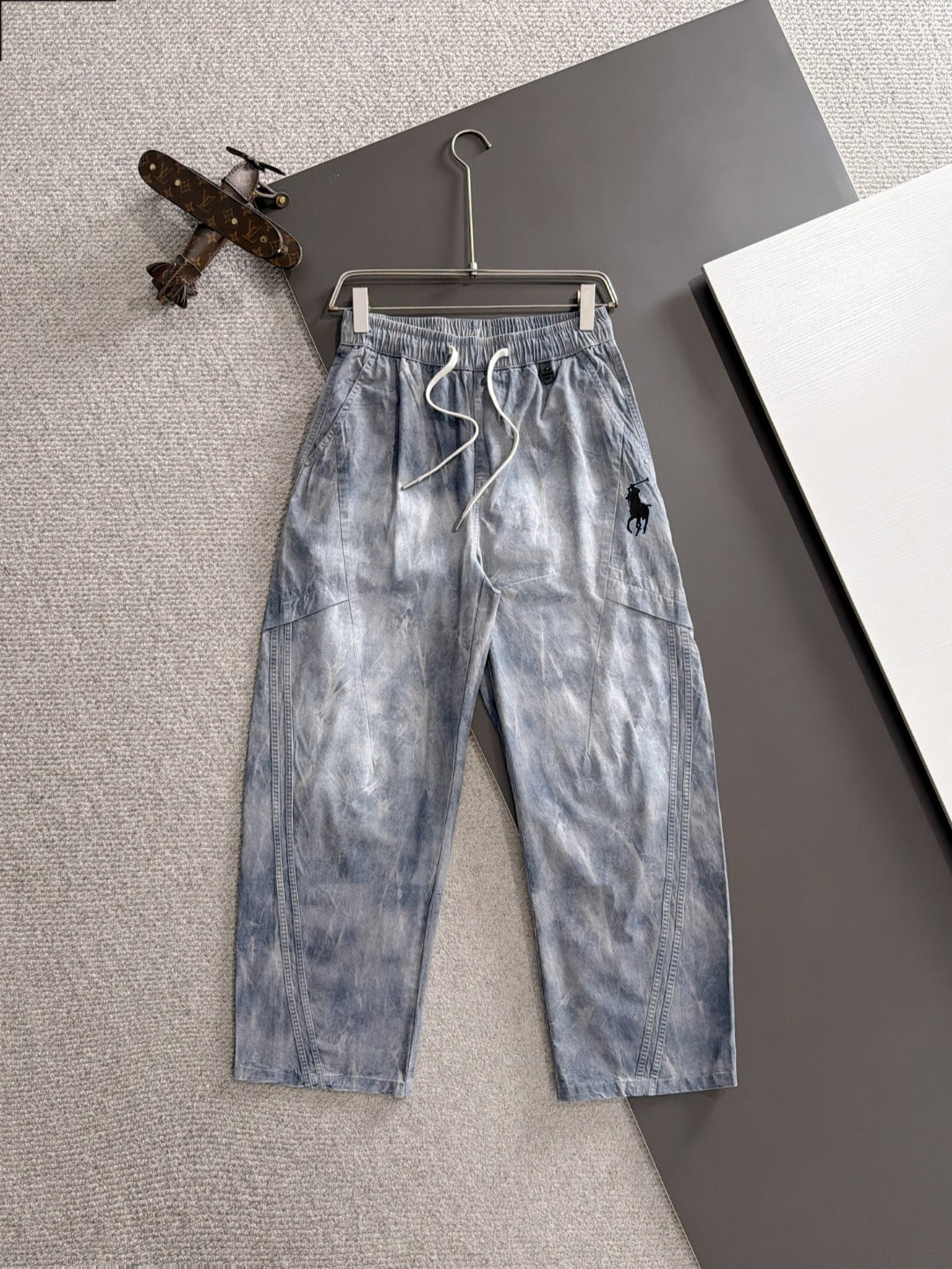Men's Elastic Drawstring Wide‑Leg Casual Pants, Rider Embroidery Stitched Panel Trousers
