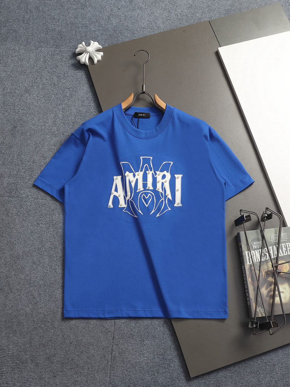 AMIRI Studded Heart Graphic Crew Neck Short‑Sleeve T‑Shirt