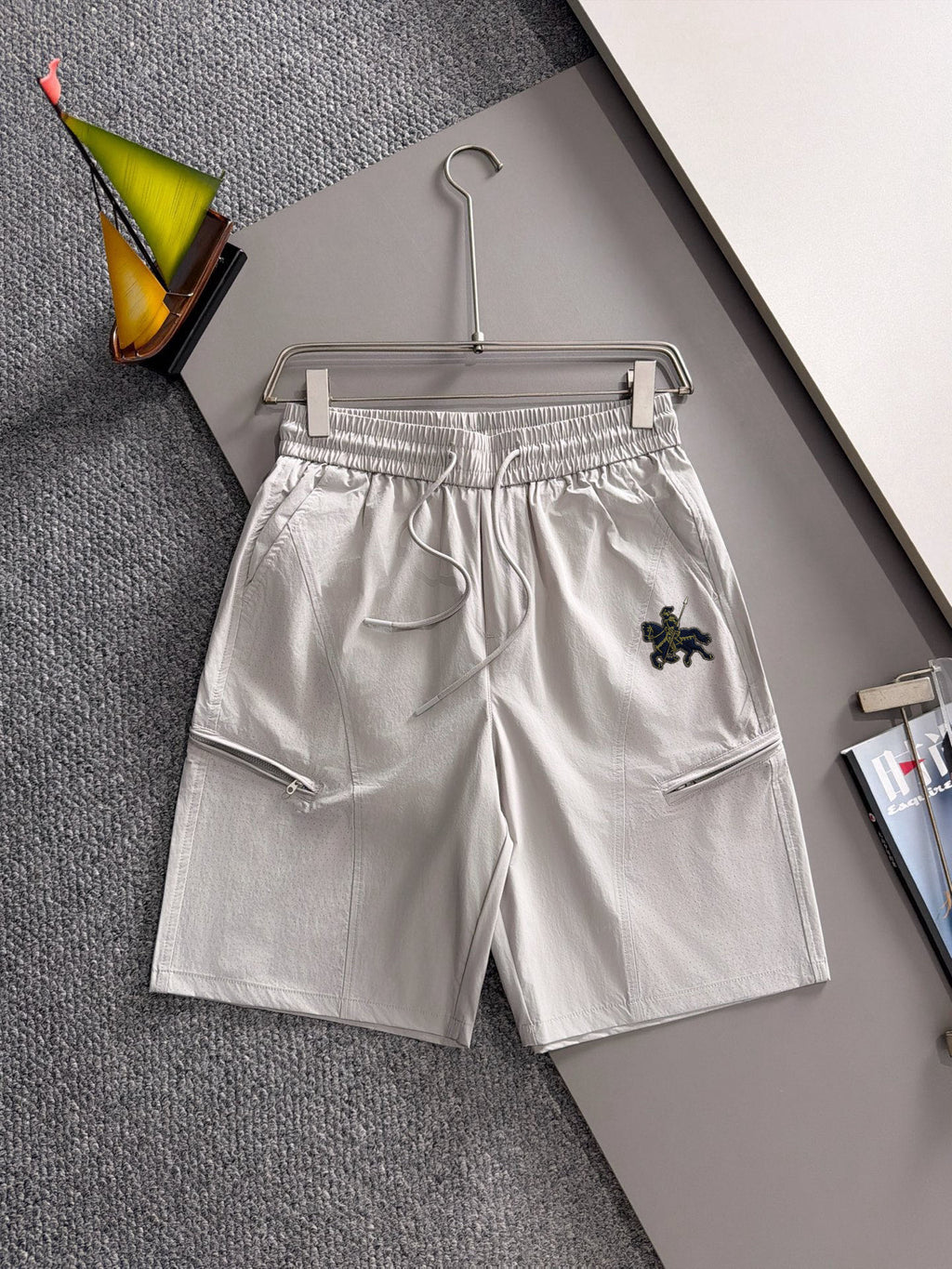 Polo Ralph Lauren Men’s Drawstring Cargo Shorts With Pony Embroidery