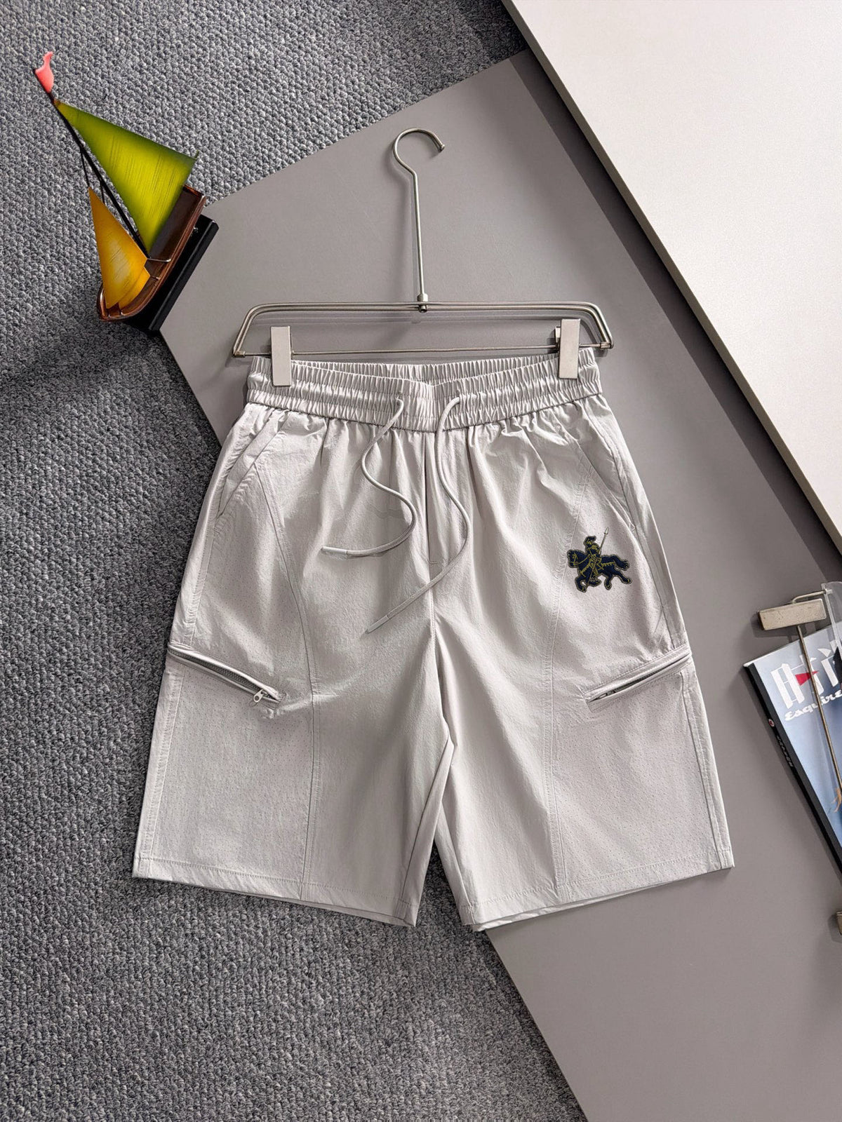 Polo Ralph Lauren Men’s Drawstring Cargo Shorts With Pony Embroidery