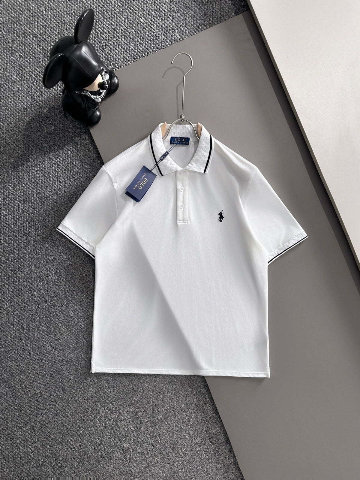 Ralph Lauren Men's Waffle‑Collar Contrast‑Trim Short‑Sleeve Polo Shirt With Black Pony Logo