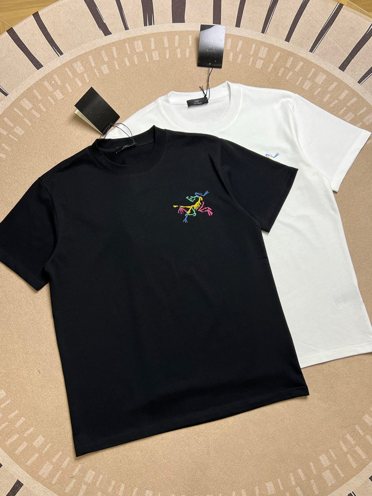 Arc'teryx Small Chest Multi‑Color Bird Logo Short‑Sleeve T‑Shirt Unisex