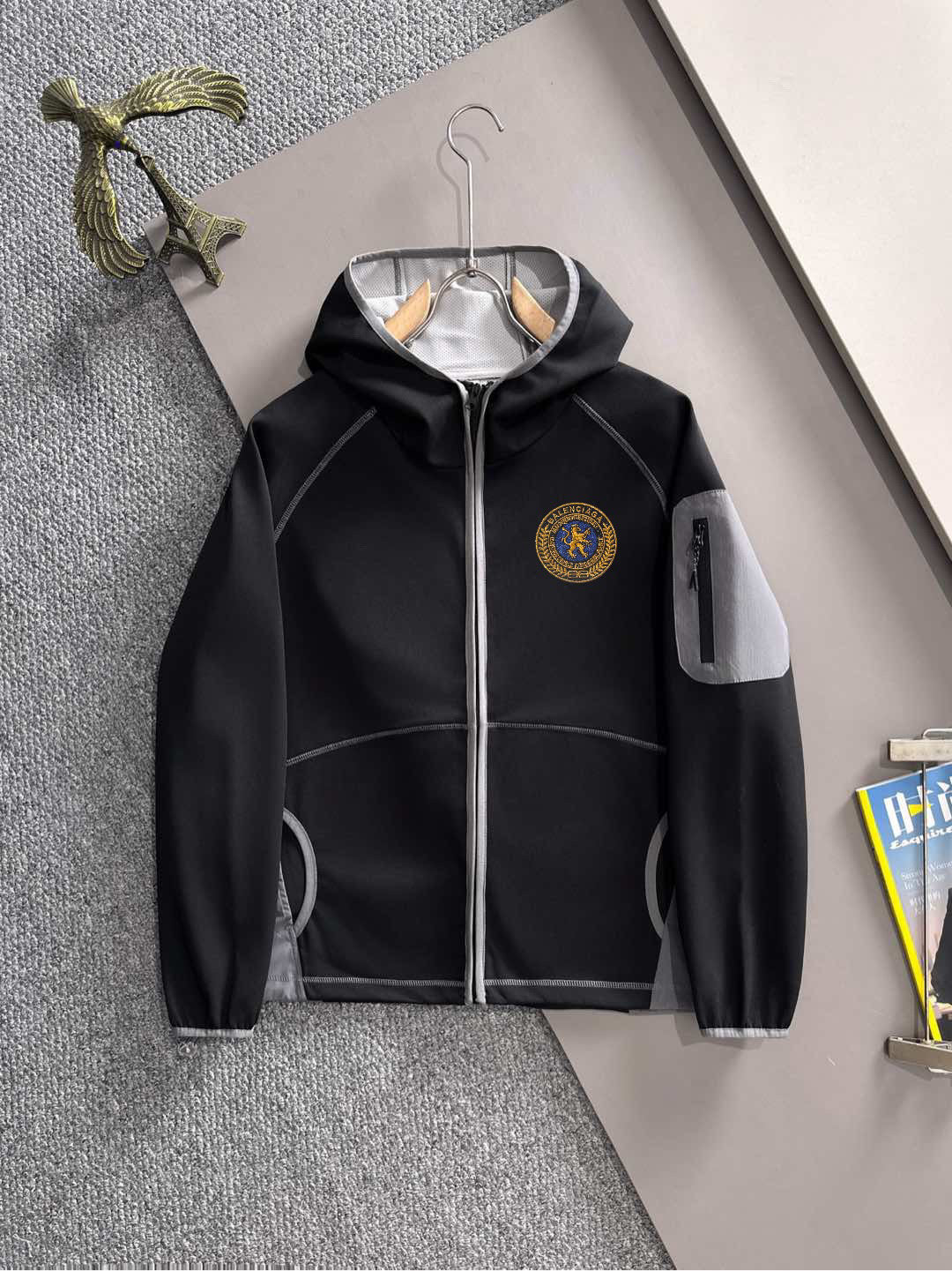 Arc'teryx LEAF Lion Crest Embroidered Softshell Hooded Jacket