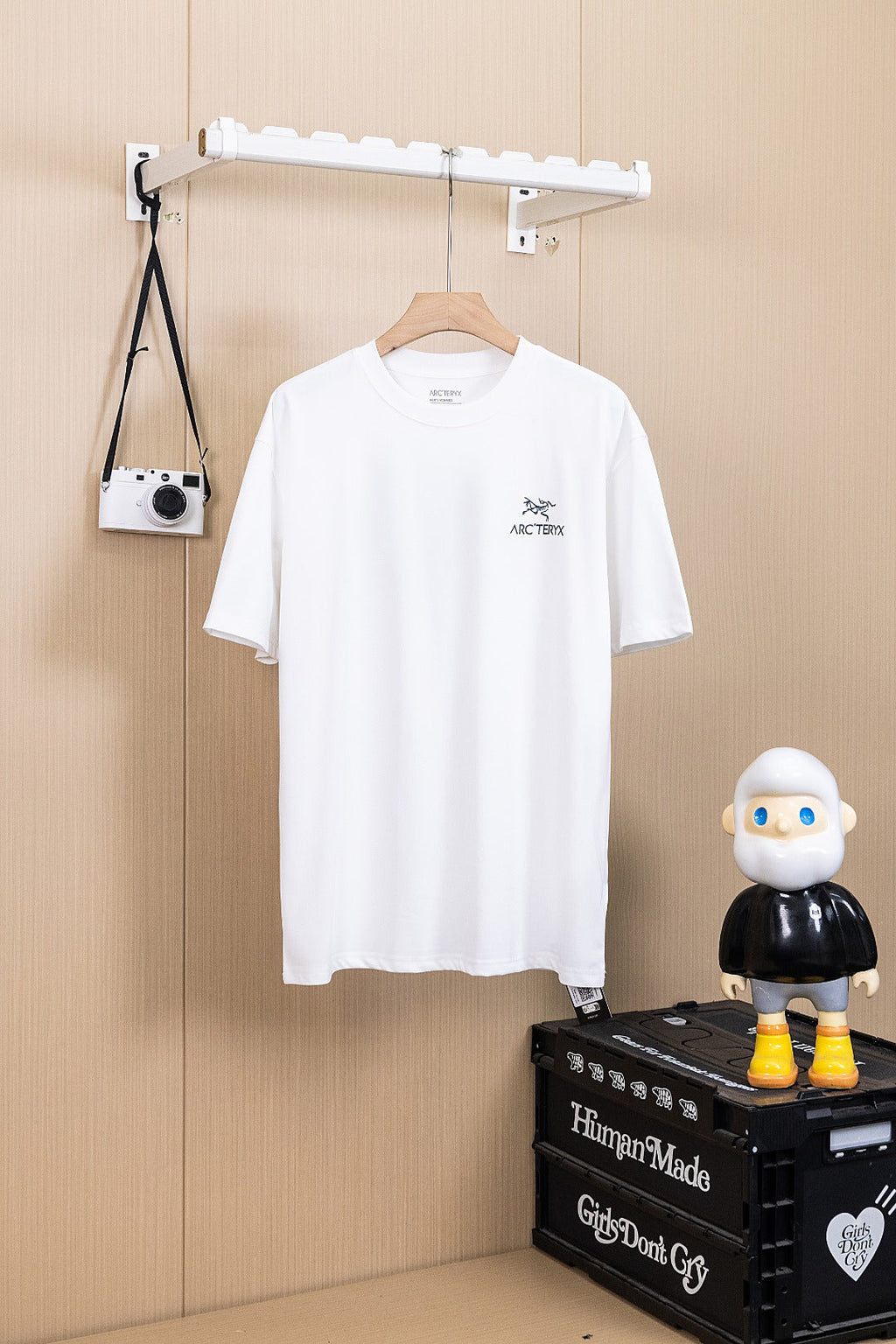 Arc'teryx Mountain Graphic Crew Neck Short‑Sleeve T‑Shirt, Unisex Relaxed Fit Tee
