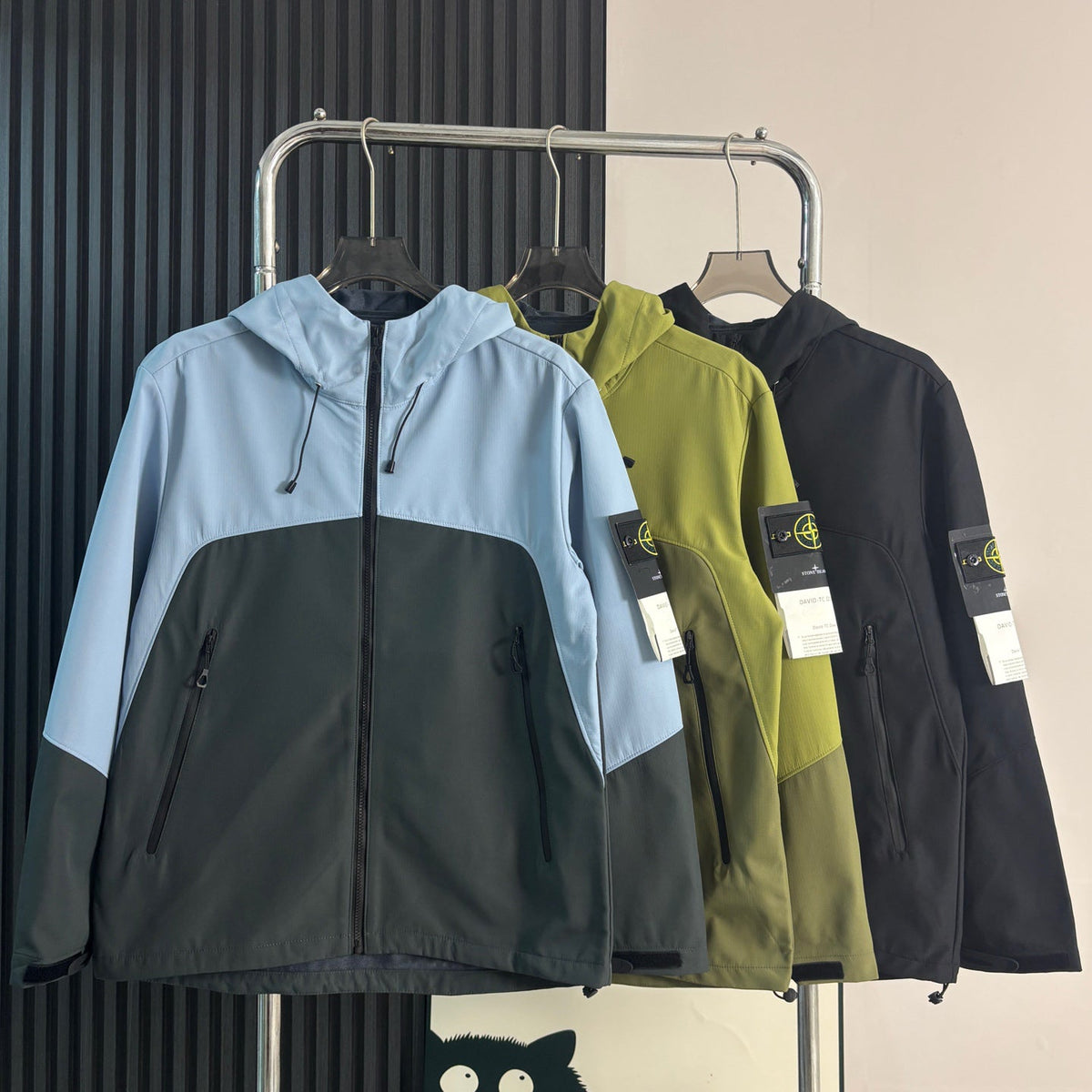 Stone Island Two-Tone Colour-Block Softshell Hooded Jacket with Compass Badge