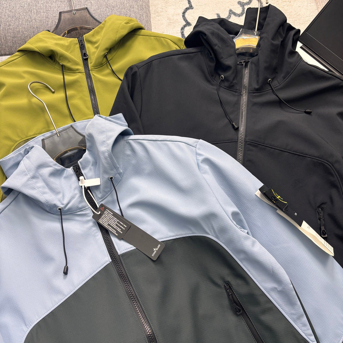 Stone Island Two-Tone Colour-Block Softshell Hooded Jacket with Compass Badge