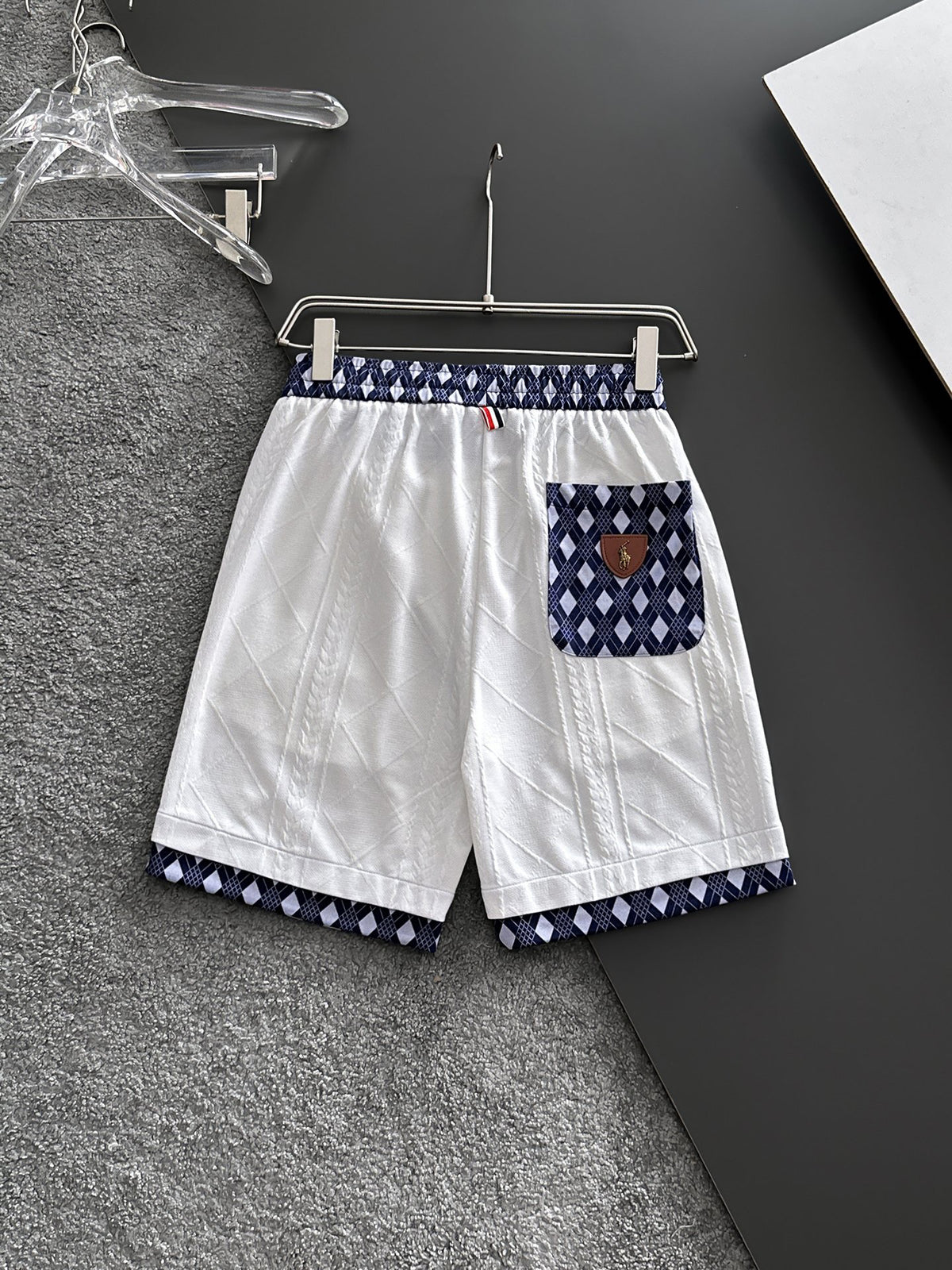 Men's Jacquard Textured Casual Shorts, Geometric Trim Waist & Hem, Rider Embroidery Drawstring Shorts