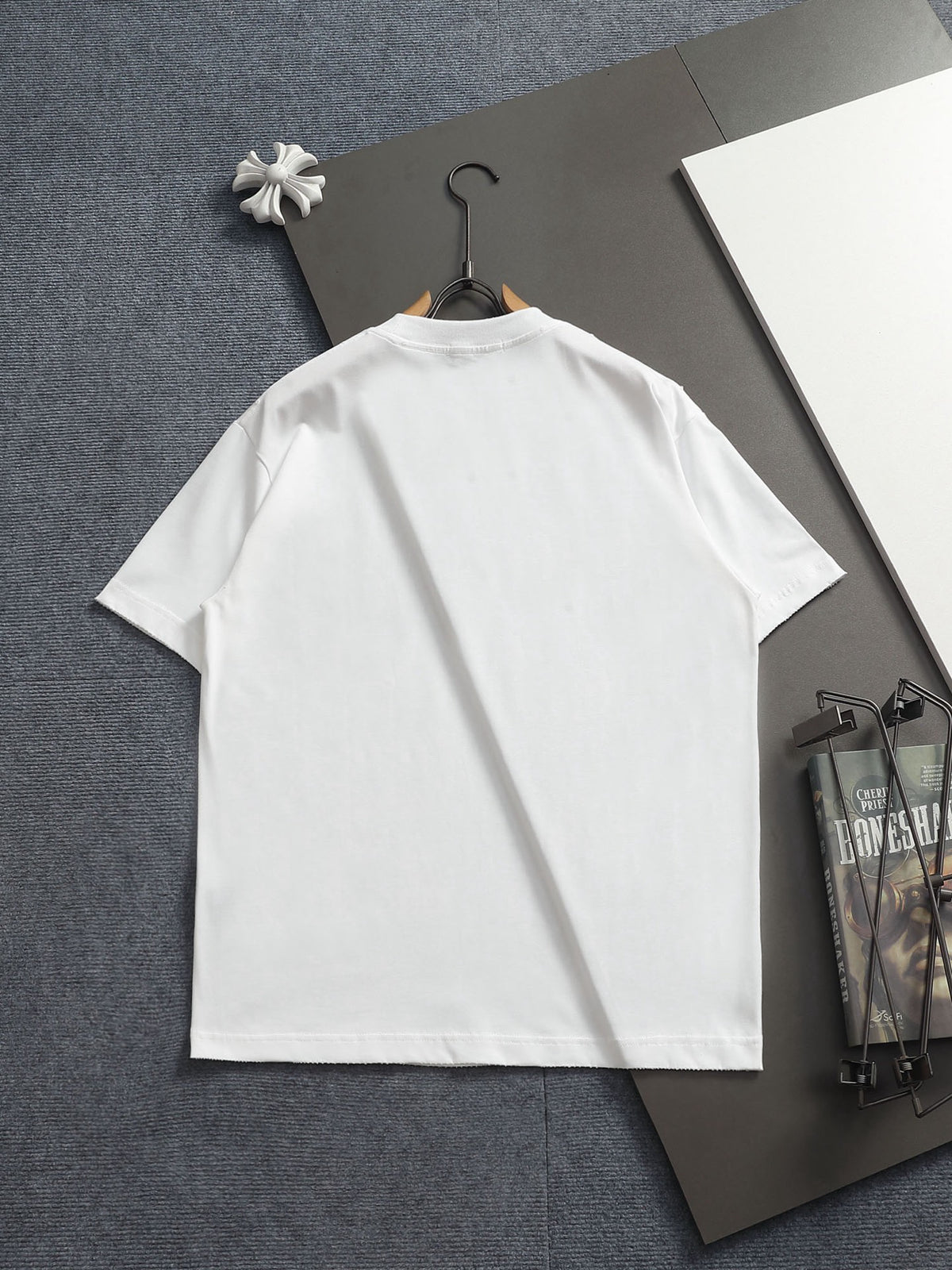 AMIRI Star Embellished Logo Crew‑Neck Short‑Sleeve T‑Shirt