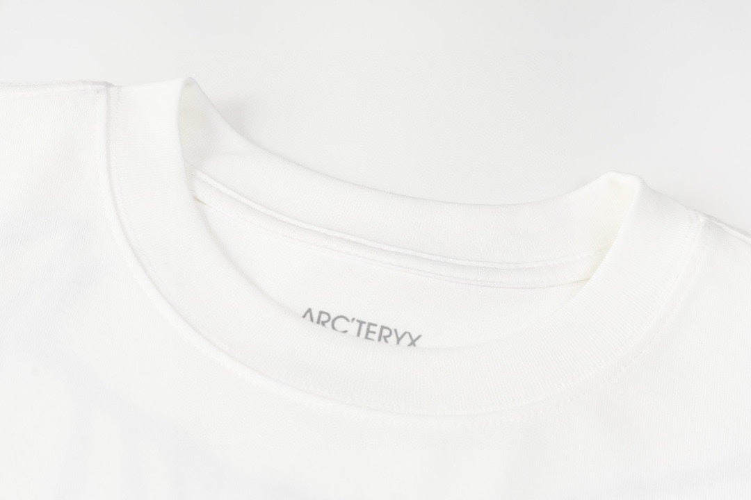 Jil Sander+ Front Logo Back Fossil Skeleton Graphic SS T‑Shirt