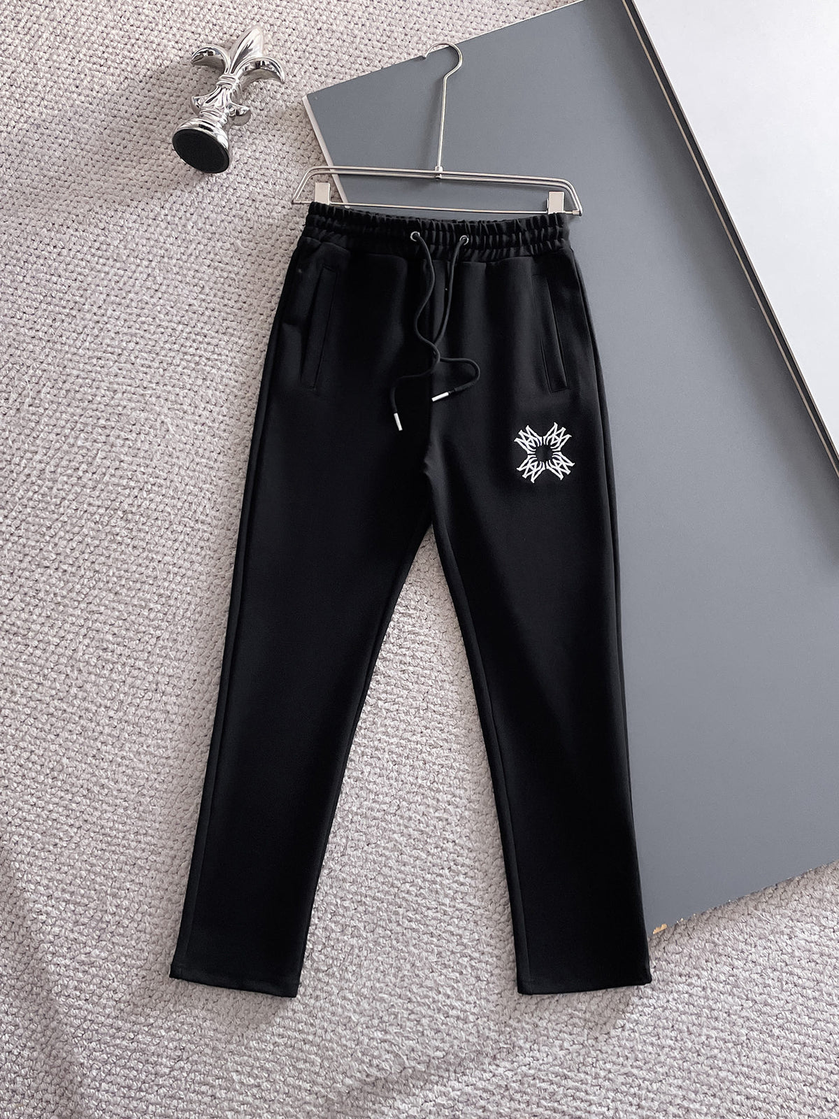 AMIRI Symmetrical Tribal Graphic Zip‑Up Hoodie & Jogger Tracksuit Set
