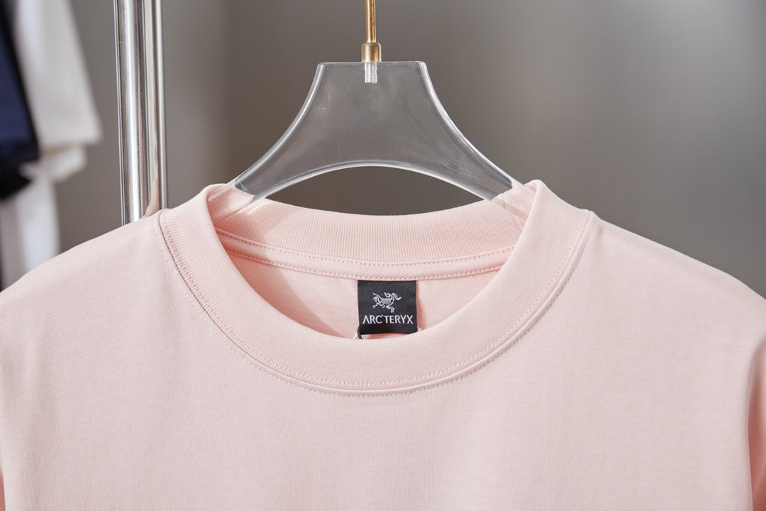Embroidered Fossil‑Bird Logo Front‑Back Short‑Sleeve T‑Shirt