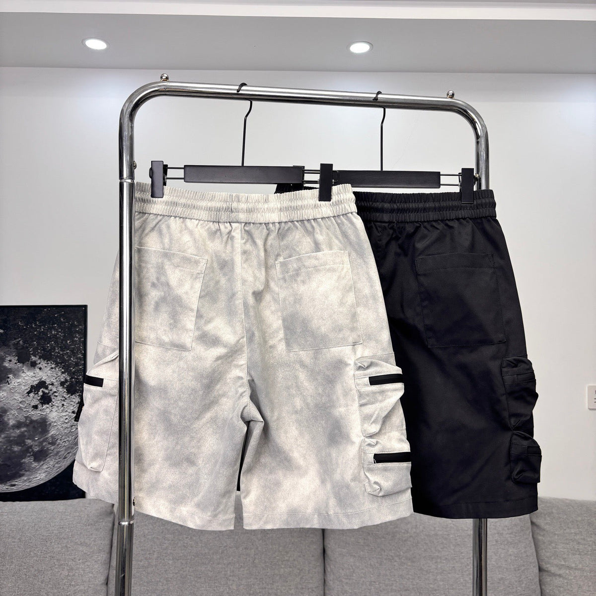 Stone Island Techwear Cargo Shorts with Double-Zip 3D Pockets and Compass Badge