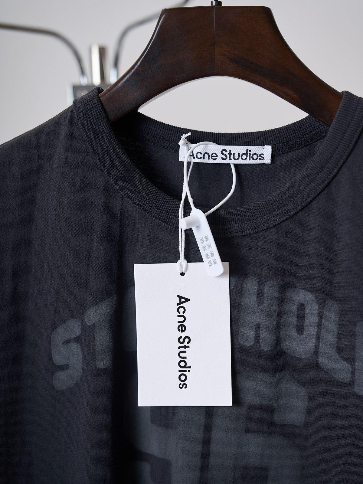 Acne Studios Women's Short‑Sleeve Crew‑Neck Crop T‑Shirt
