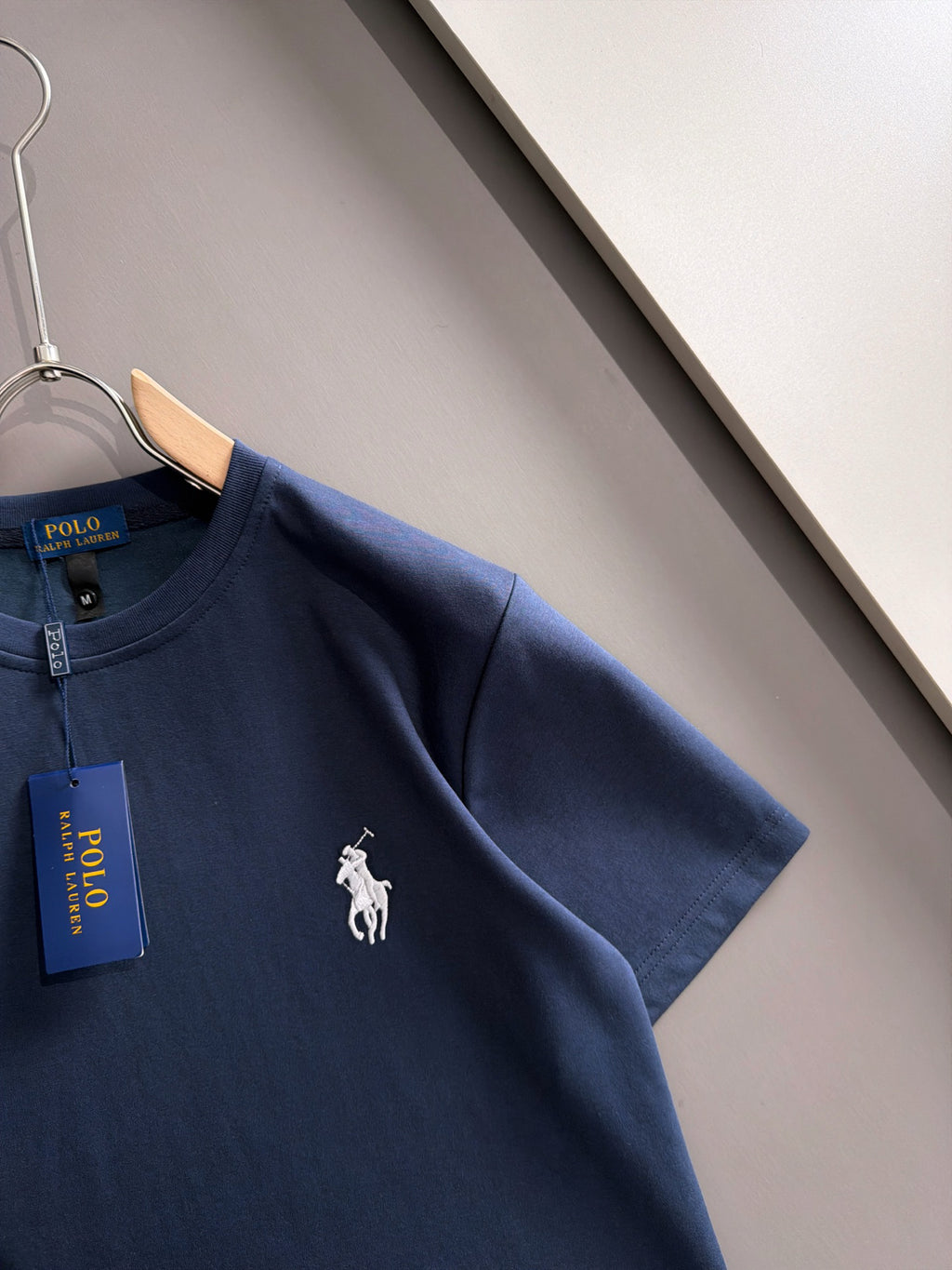 Men's 2‑Piece Outfit, Crew Neck Short‑Sleeve T‑Shirt + Drawstring Shorts Set Horse Embroidery Casual Tracksuit