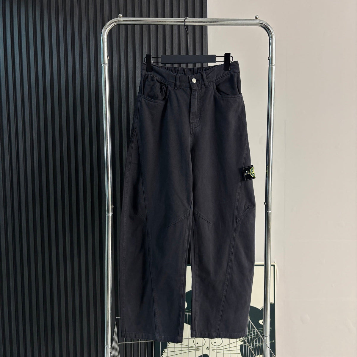Stone Island Curved-Seam Wide Straight Cargo Trousers with Compass Badge