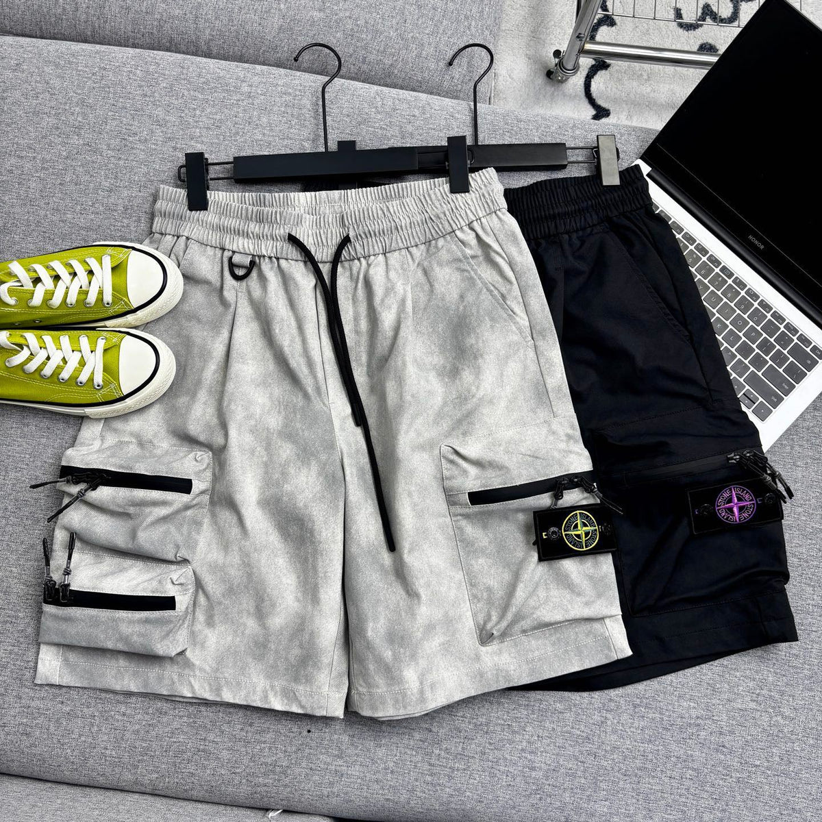 Stone Island Techwear Cargo Shorts with Double-Zip 3D Pockets and Compass Badge