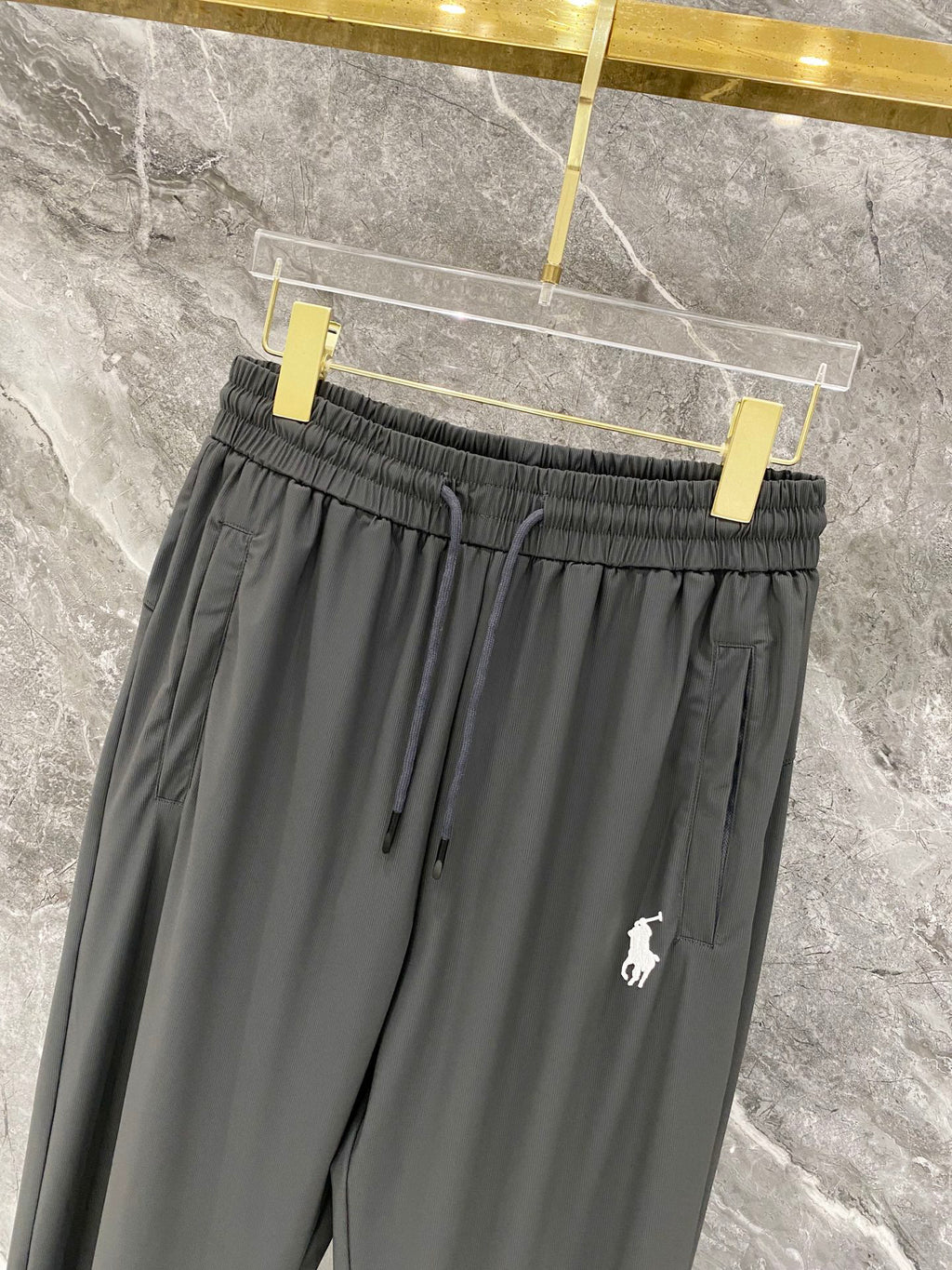 Men's Quick‑Dry Drawstring Casual Pants Horse Embroidery Elastic Waist Trousers With Zipper Pockets