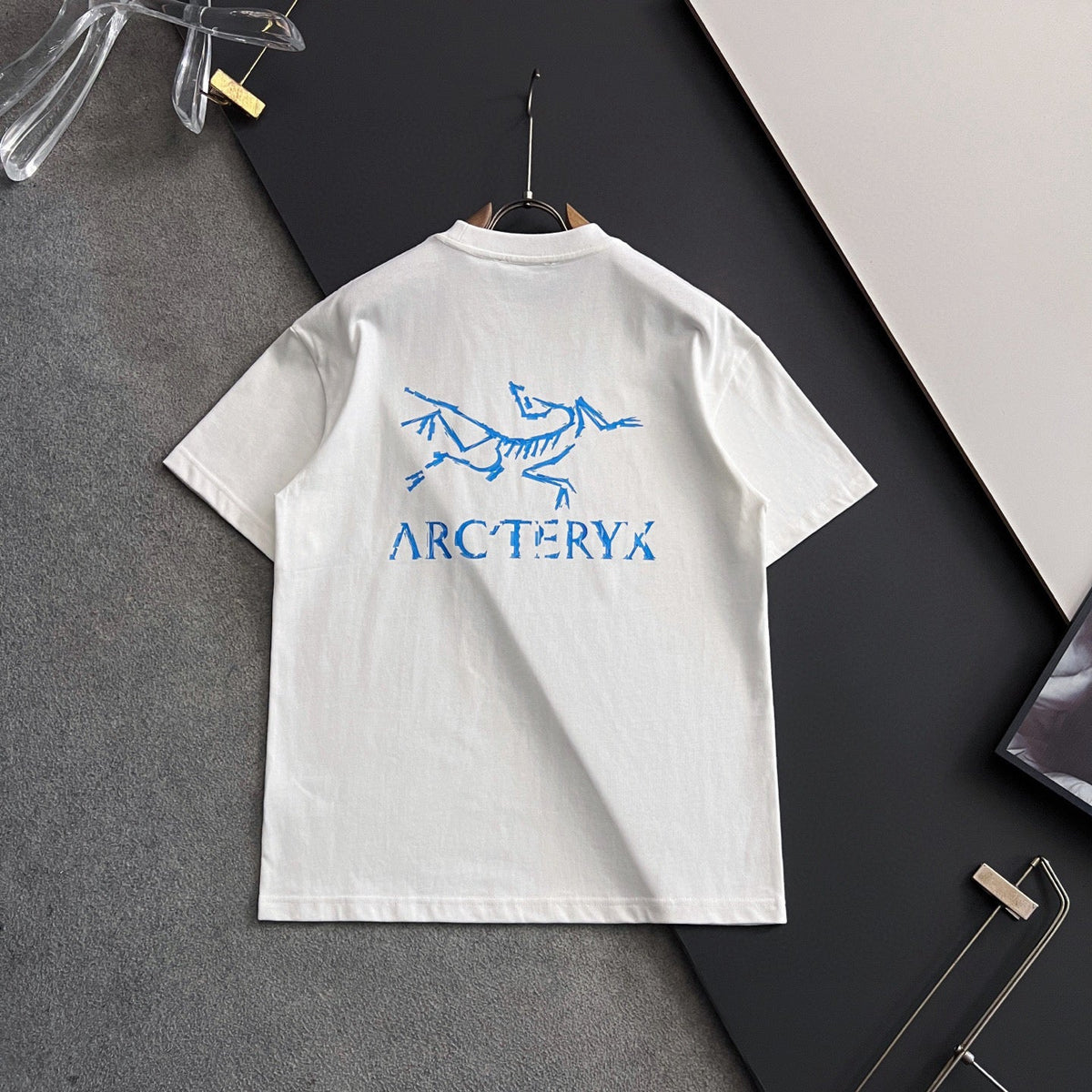 Front‑Back Fossil‑Bird Graphic Print Short‑Sleeve T‑Shirt