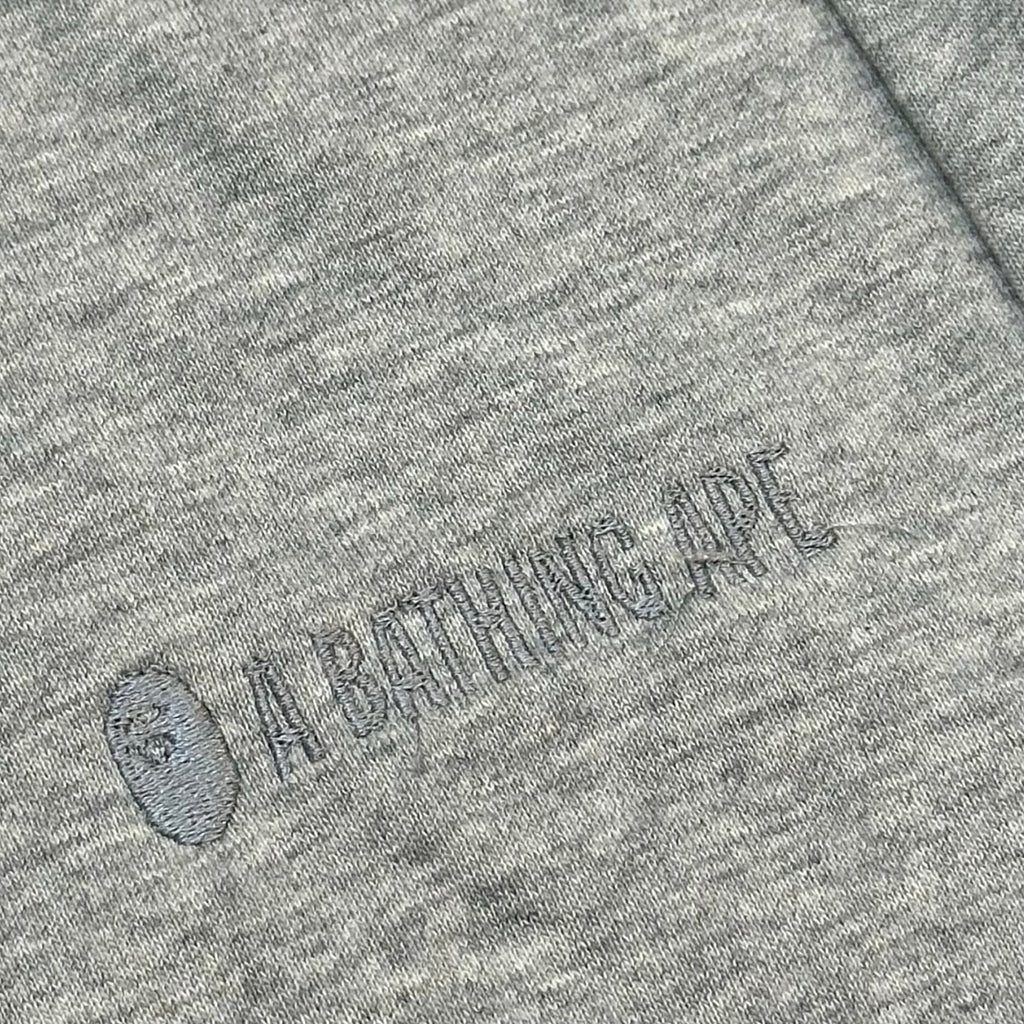 A Bathing Ape Wordmark Embroidered Raw Hem Shorts - Black / Gray