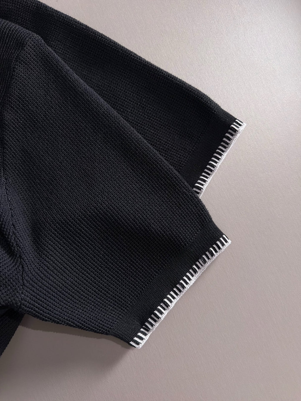 Men's Knit Short‑Sleeve Polo Shirt Contrast Trim Collar Embroidery Top
