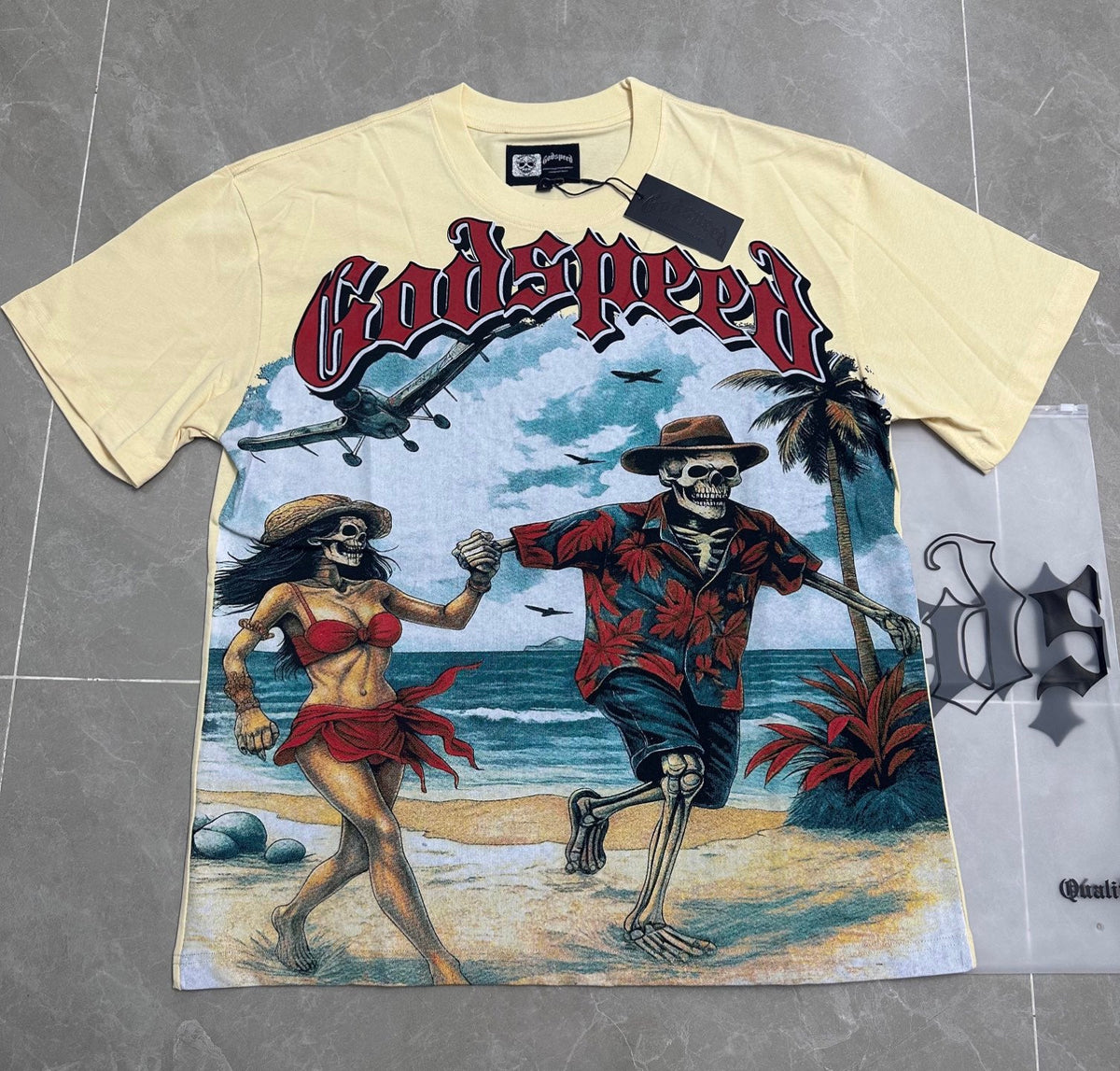 Godspeed Beach Couple Skeleton Vacation Short Sleeve Tee (Cream Off‑White)