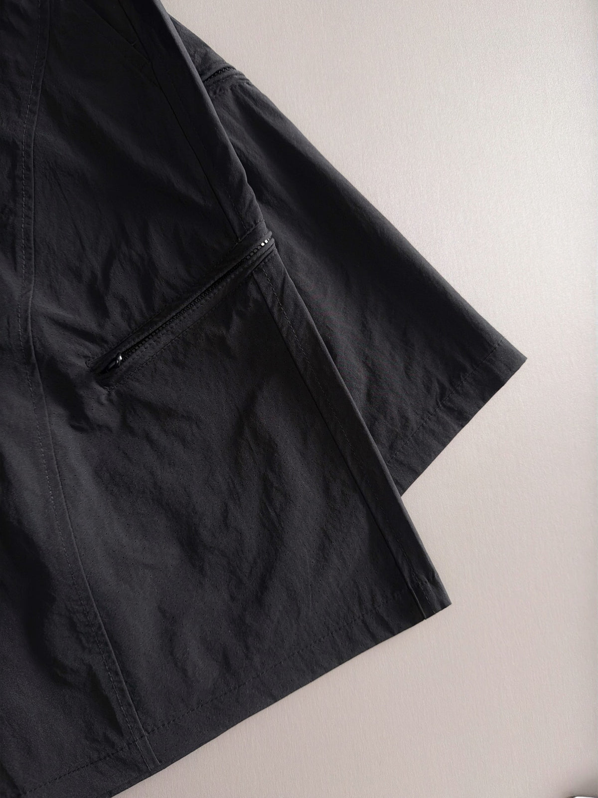 Polo Ralph Lauren Men’s Drawstring Cargo Shorts With Pony Embroidery