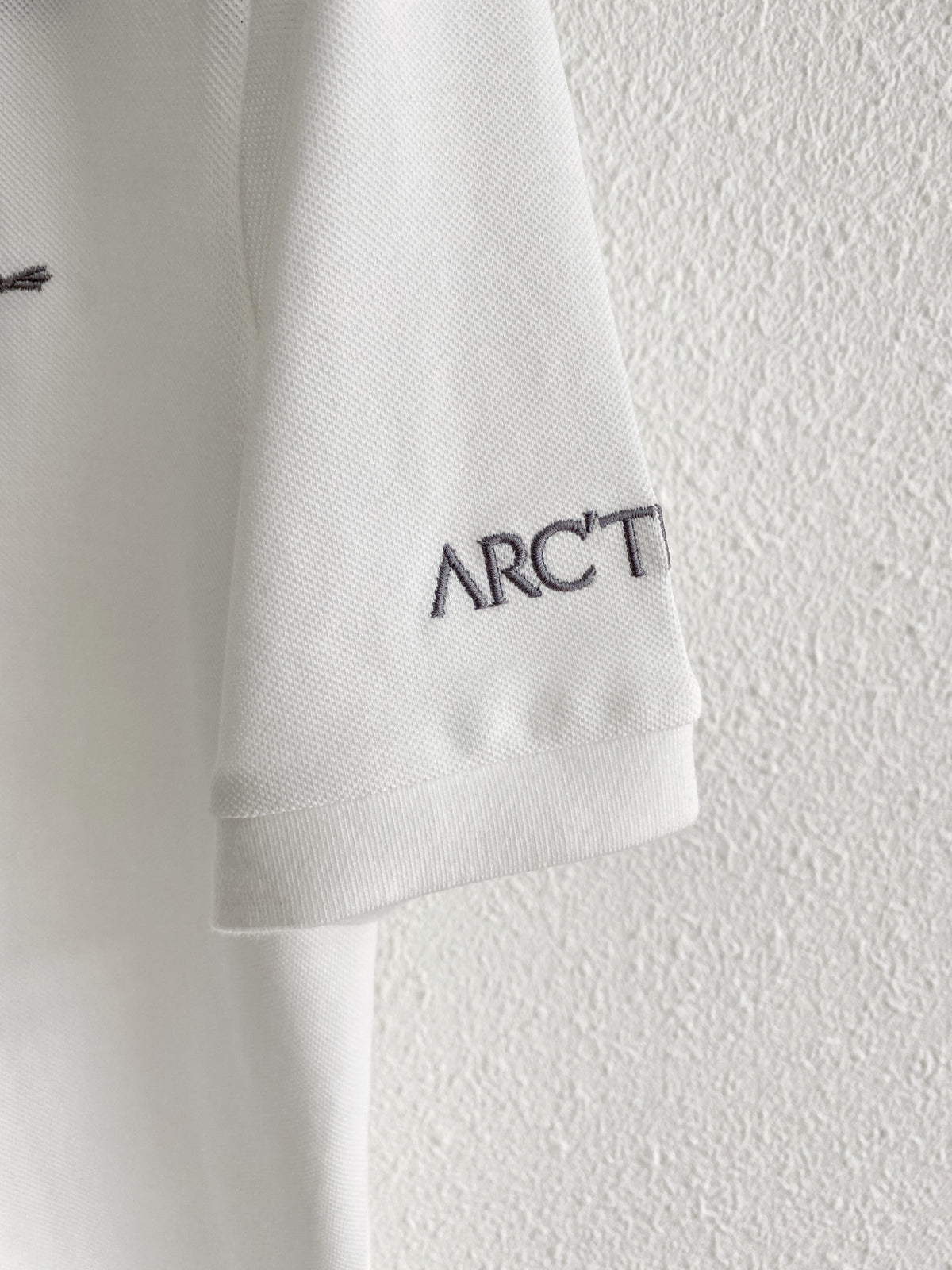 Arc'teryx Embroidered Logo Short‑Sleeve Polo Shirt