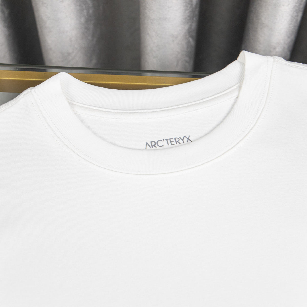 Arc'teryx Mini Bird Logo Side Vertical Print Unisex T-Shirt