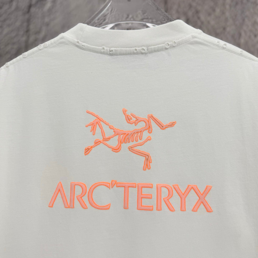 2026 Spring Summer Arc'teryx Washed Distressed T‑Shirt | Flocking Heat‑Press Chest Logo Unisex Tee