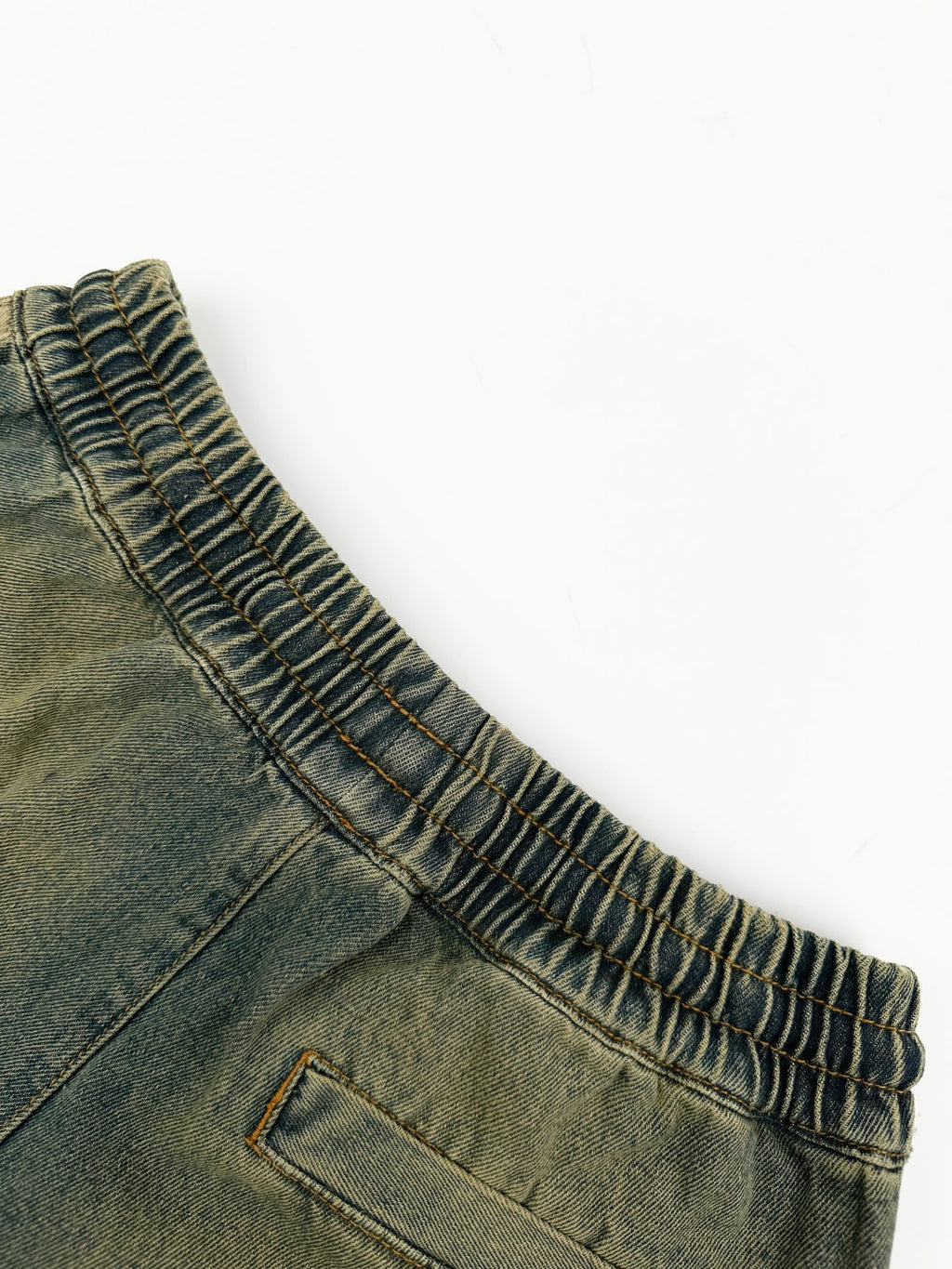 AMIRI Star‑Patch Elastic Waist Wide‑Leg Denim Pants