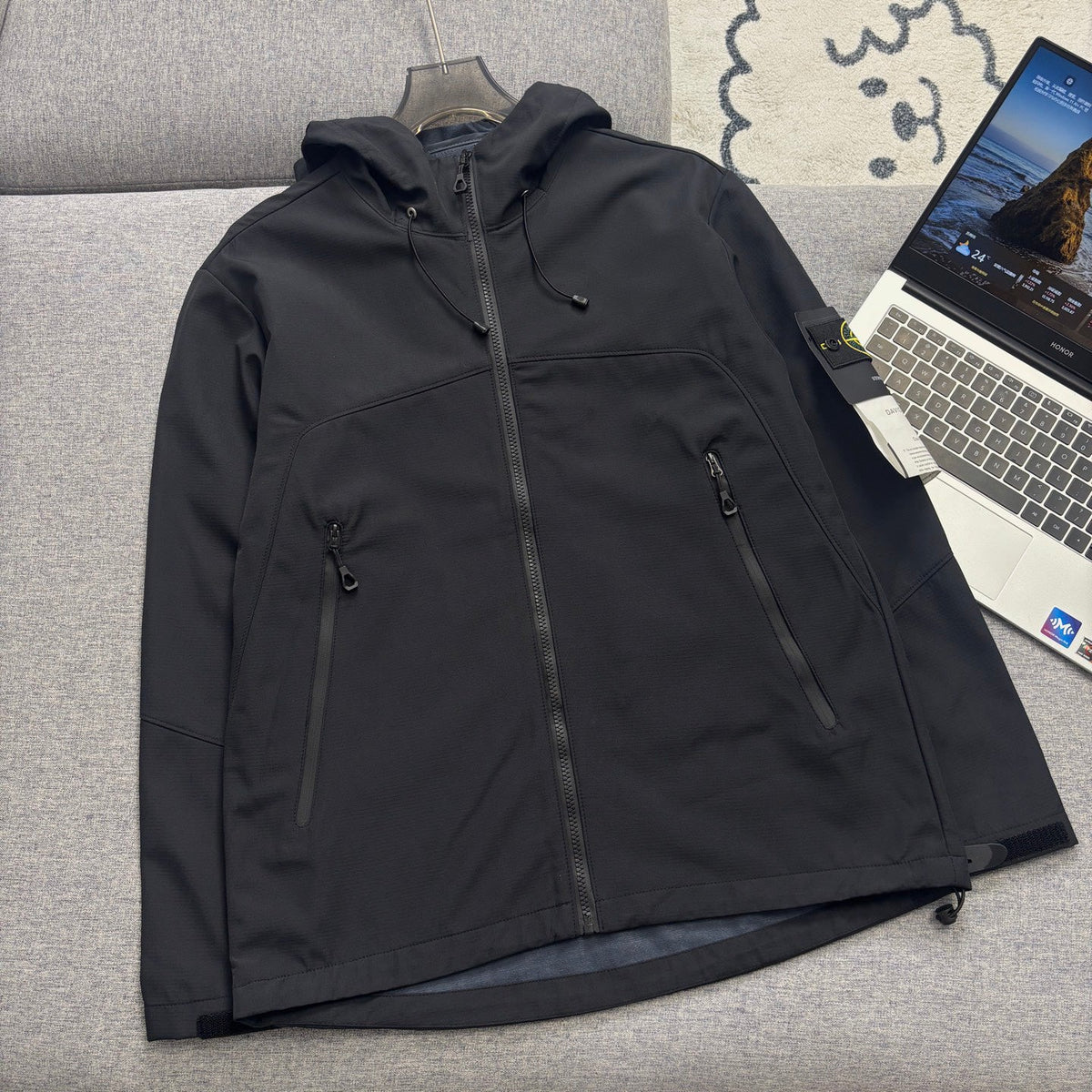 Stone Island Two-Tone Colour-Block Softshell Hooded Jacket with Compass Badge