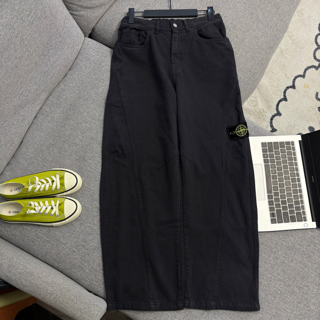 Stone Island Curved-Seam Wide Straight Cargo Trousers with Compass Badge