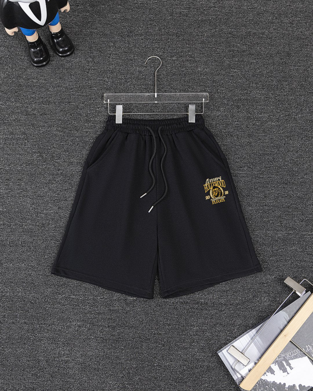 Amiri Hollywood Lion Graphic Short‑Sleeve T‑Shirt & Drawstring Shorts Two‑Piece Set