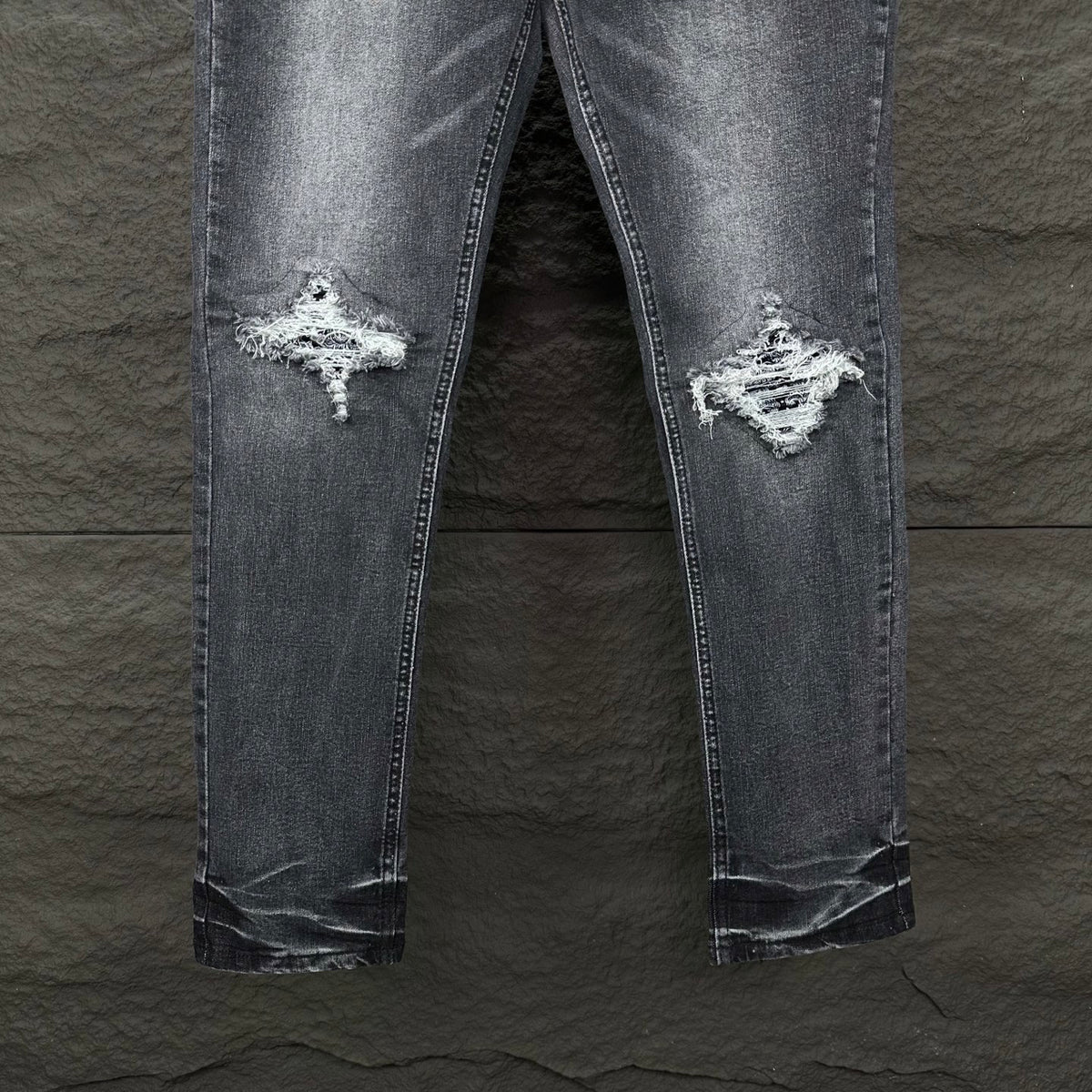 AMIRI White Ribbed Patch Distressed Slim‑Fit Denim Jeans