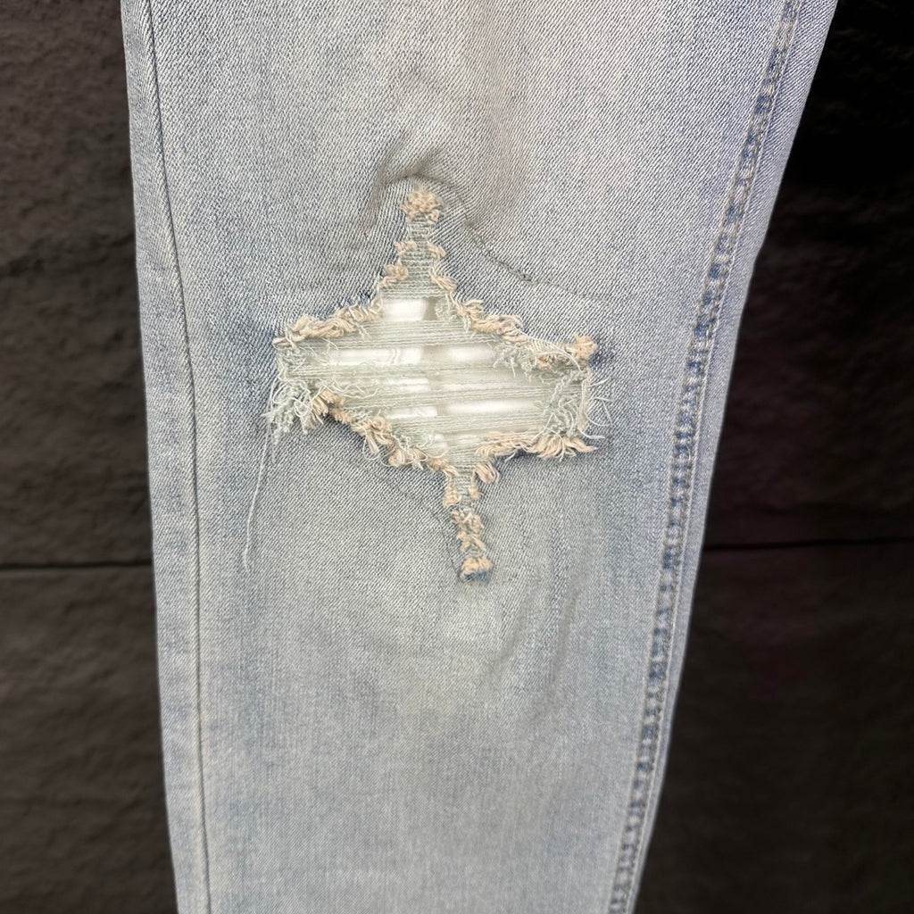 AMIRI White Ribbed Patch Distressed Slim‑Fit Denim Jeans