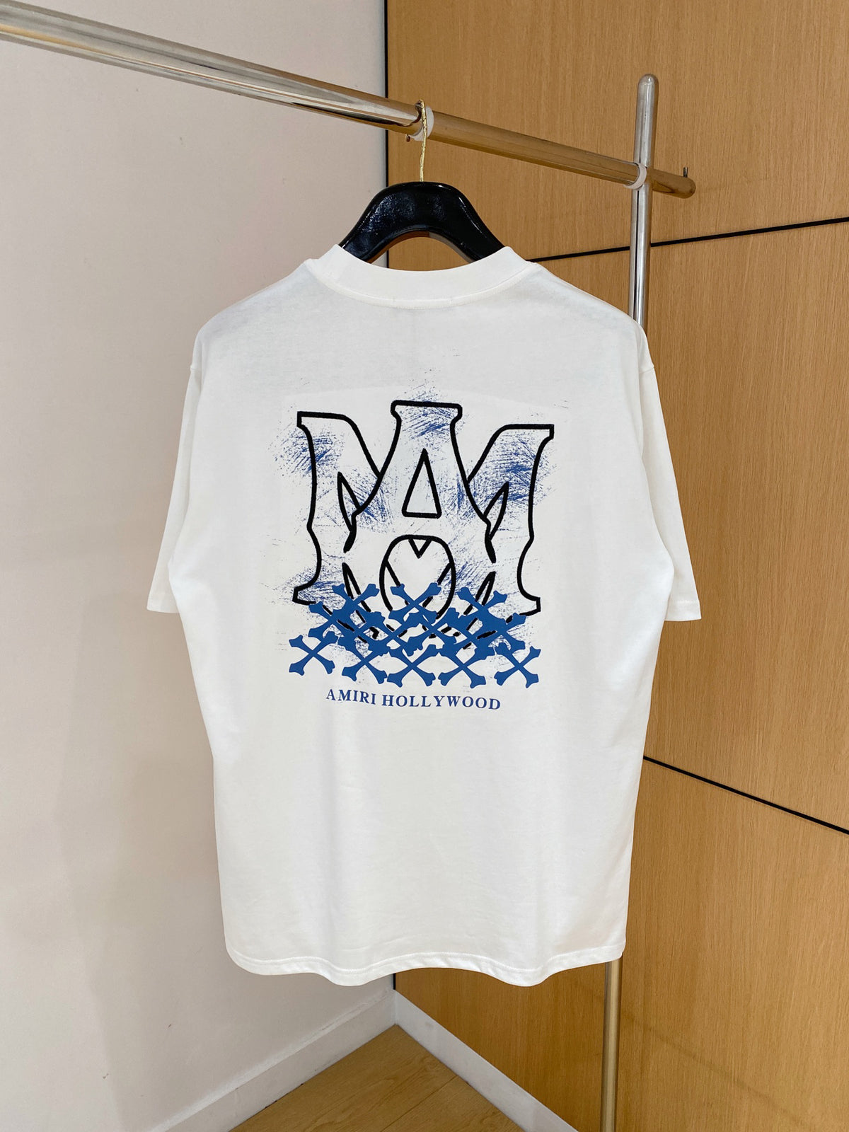 AMIRI Skull Crossbones Chest Graphic Crew Neck Short‑Sleeve T‑Shirt