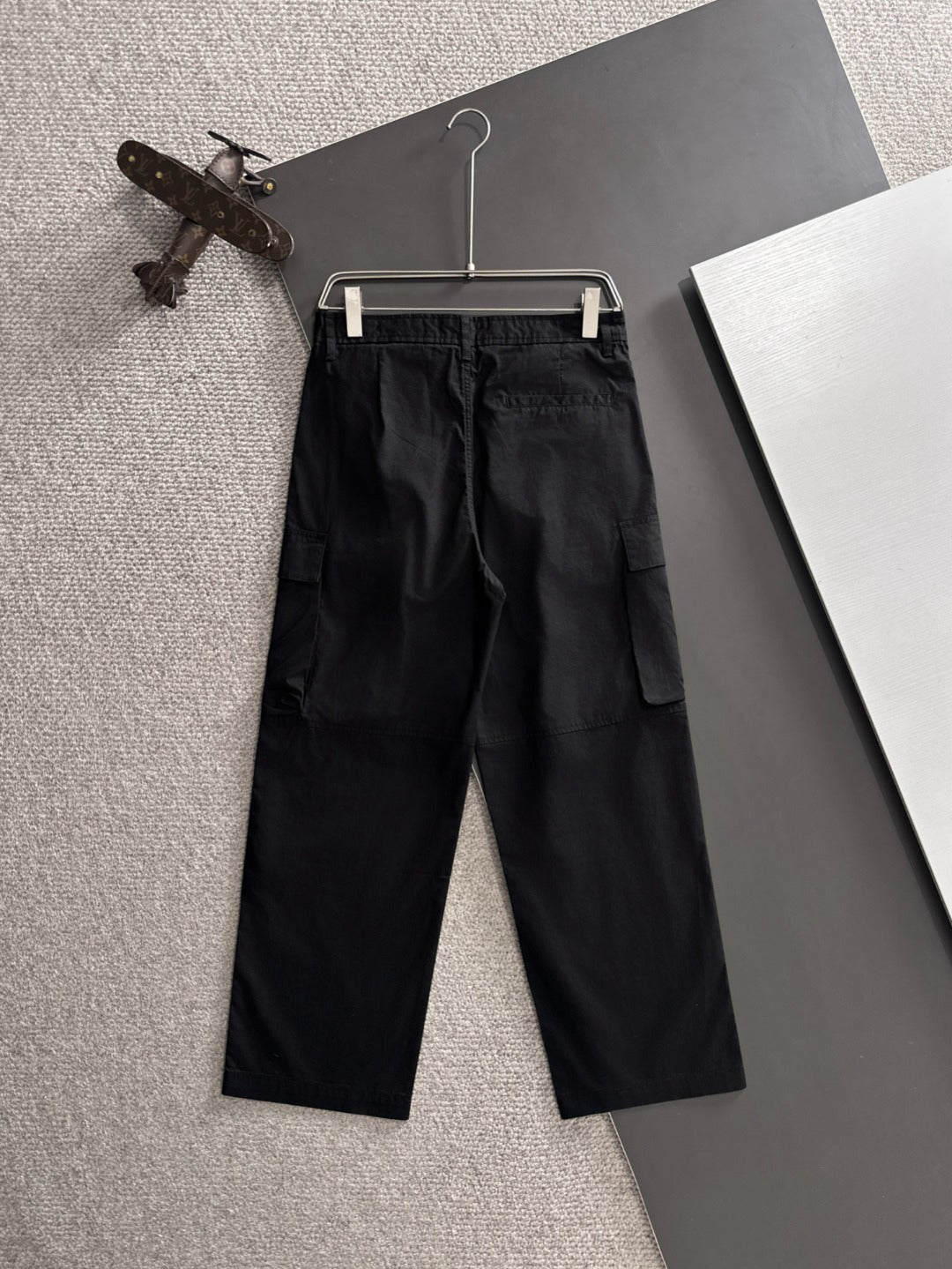 Men's Black Wide‑Leg Cargo Pants, Multi Pockets Rider Embroidery Casual Trousers