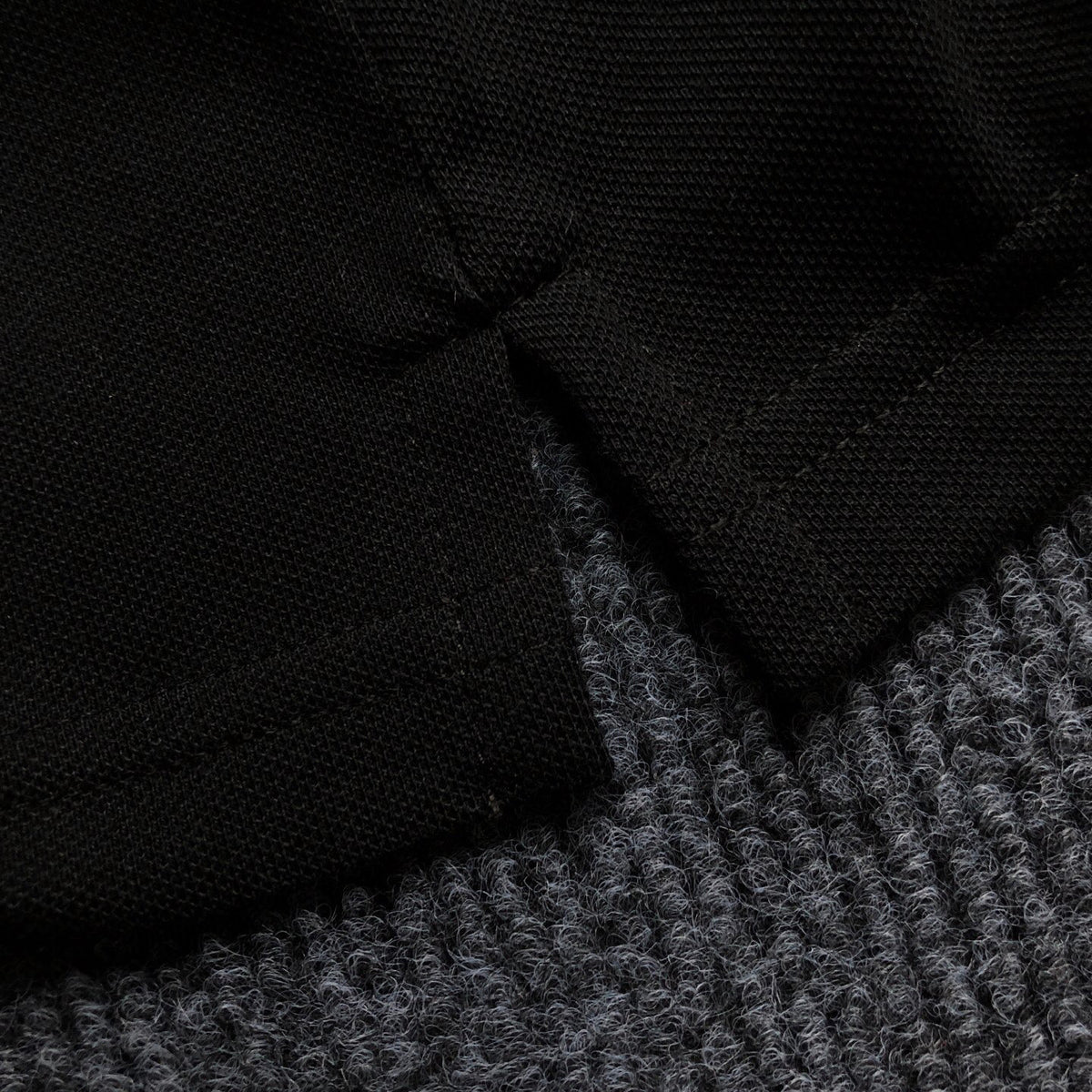 Men's Short‑Sleeve Polo Shirt, Contrast Collar & Trim With White Pony Embroidery