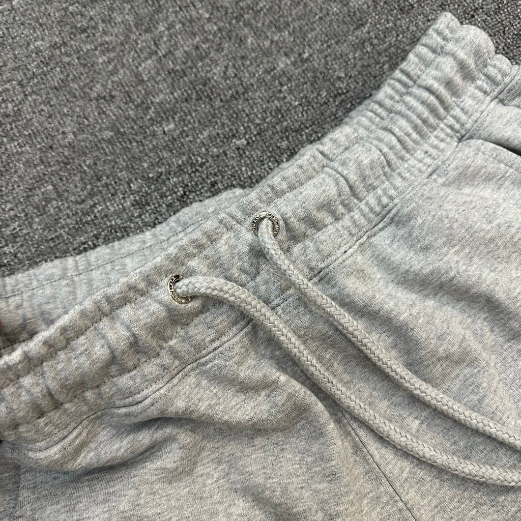 A Bathing Ape Wordmark Embroidered Raw Hem Shorts - Black / Gray