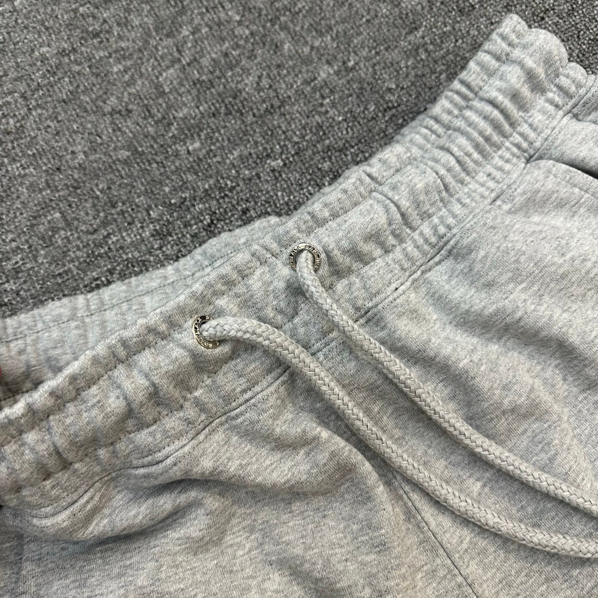 A Bathing Ape Wordmark Embroidered Raw Hem Shorts - Black / Gray