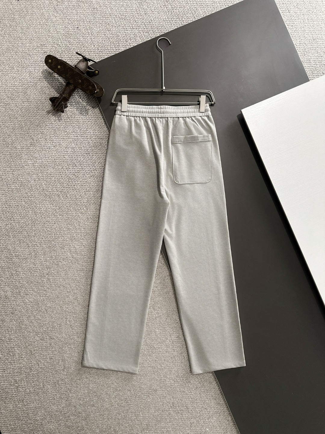 Ralph Lauren Men's Grey Drawstring Straight‑Leg Sweatpants