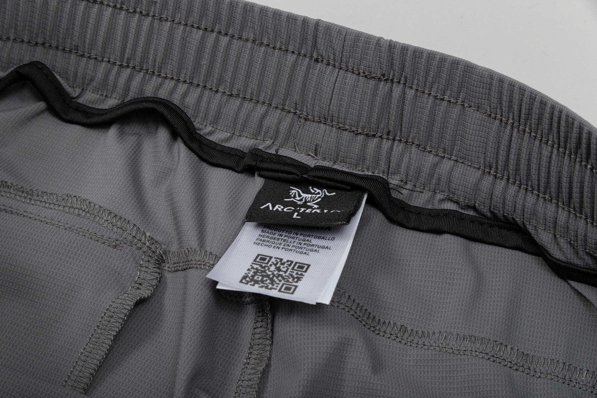 Arc'teryx Side Letter Logo Zipper Pocket Drawstring Outdoor Shorts