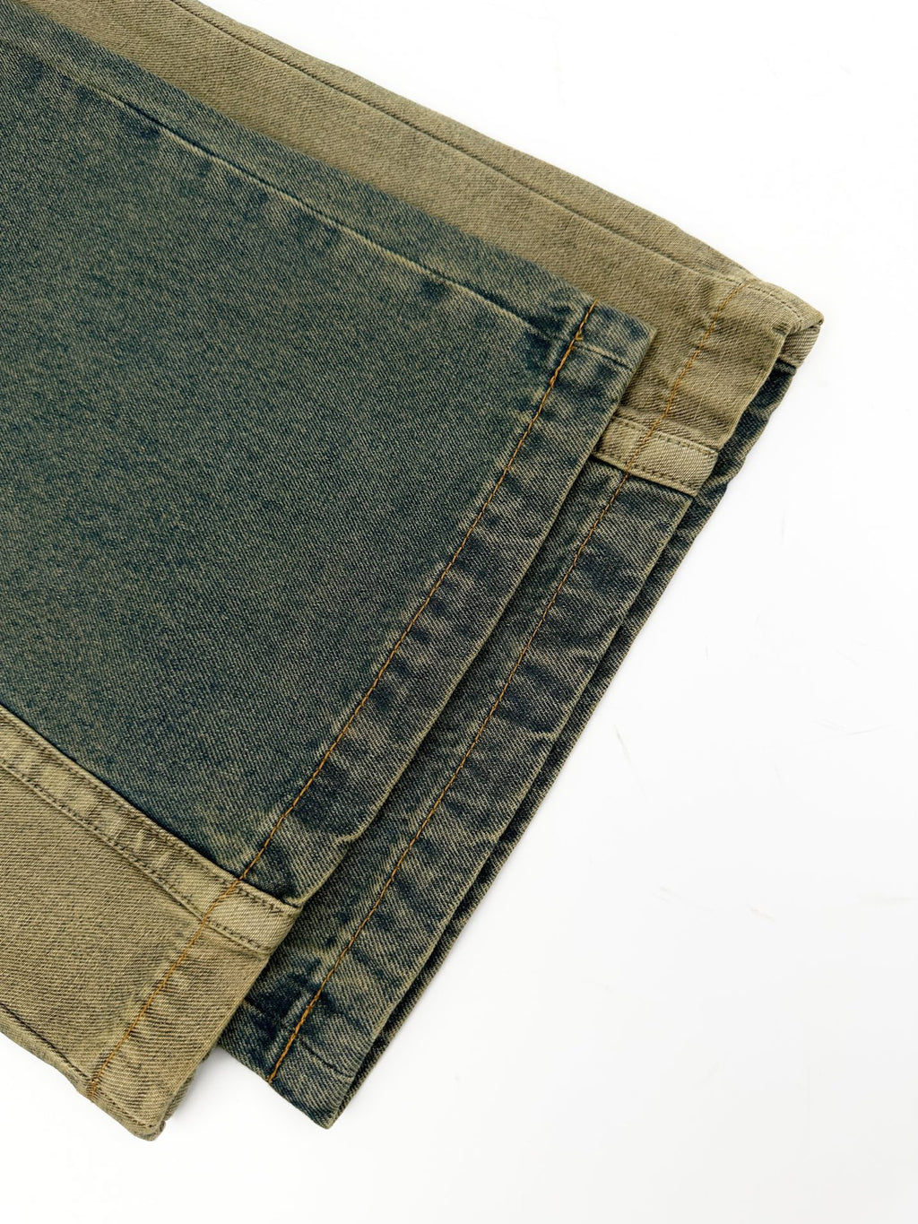 AMIRI Star‑Patch Elastic Waist Wide‑Leg Denim Pants