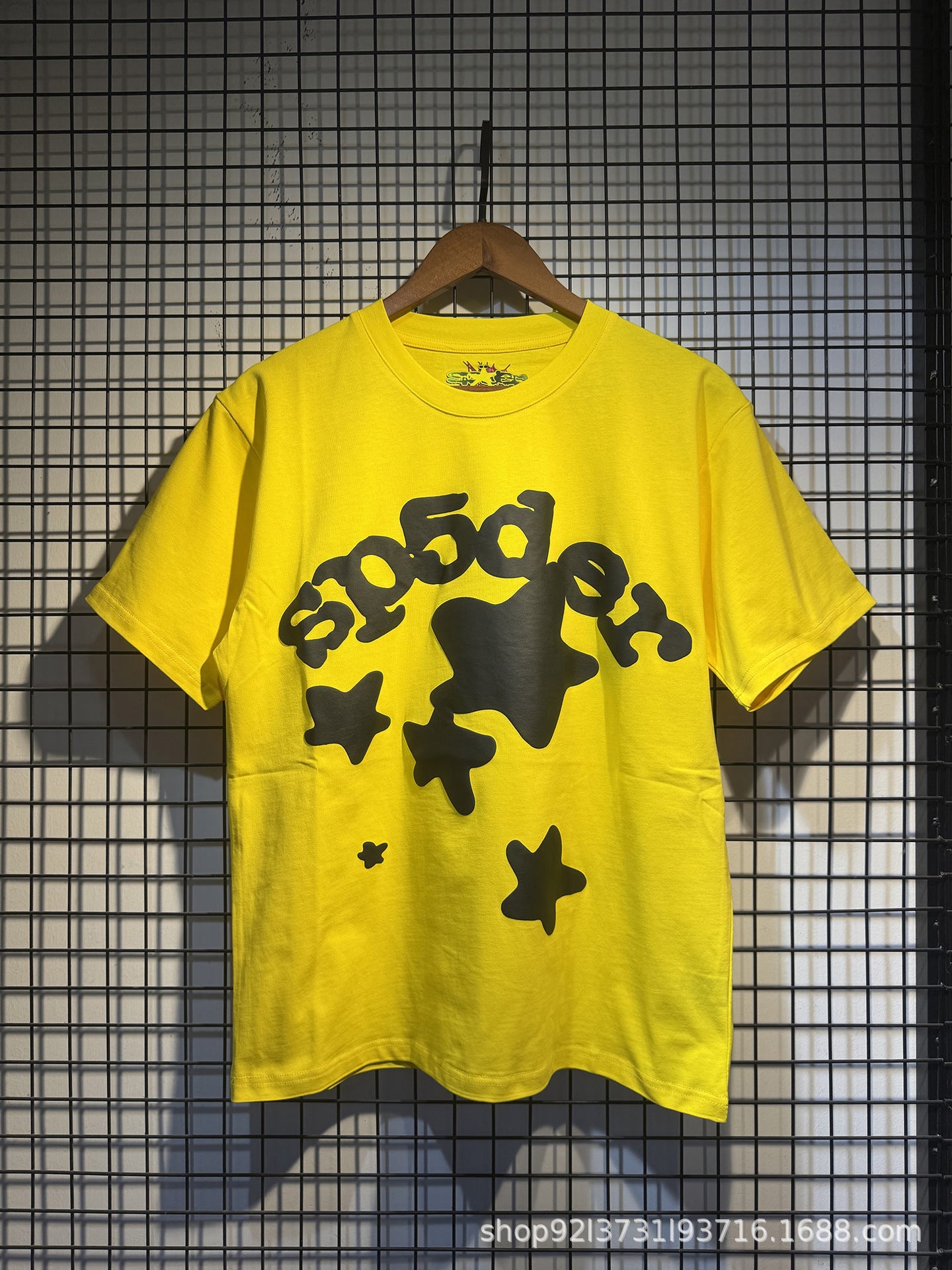 Sp5der Spider Web Bubble Letter Graphic Tee